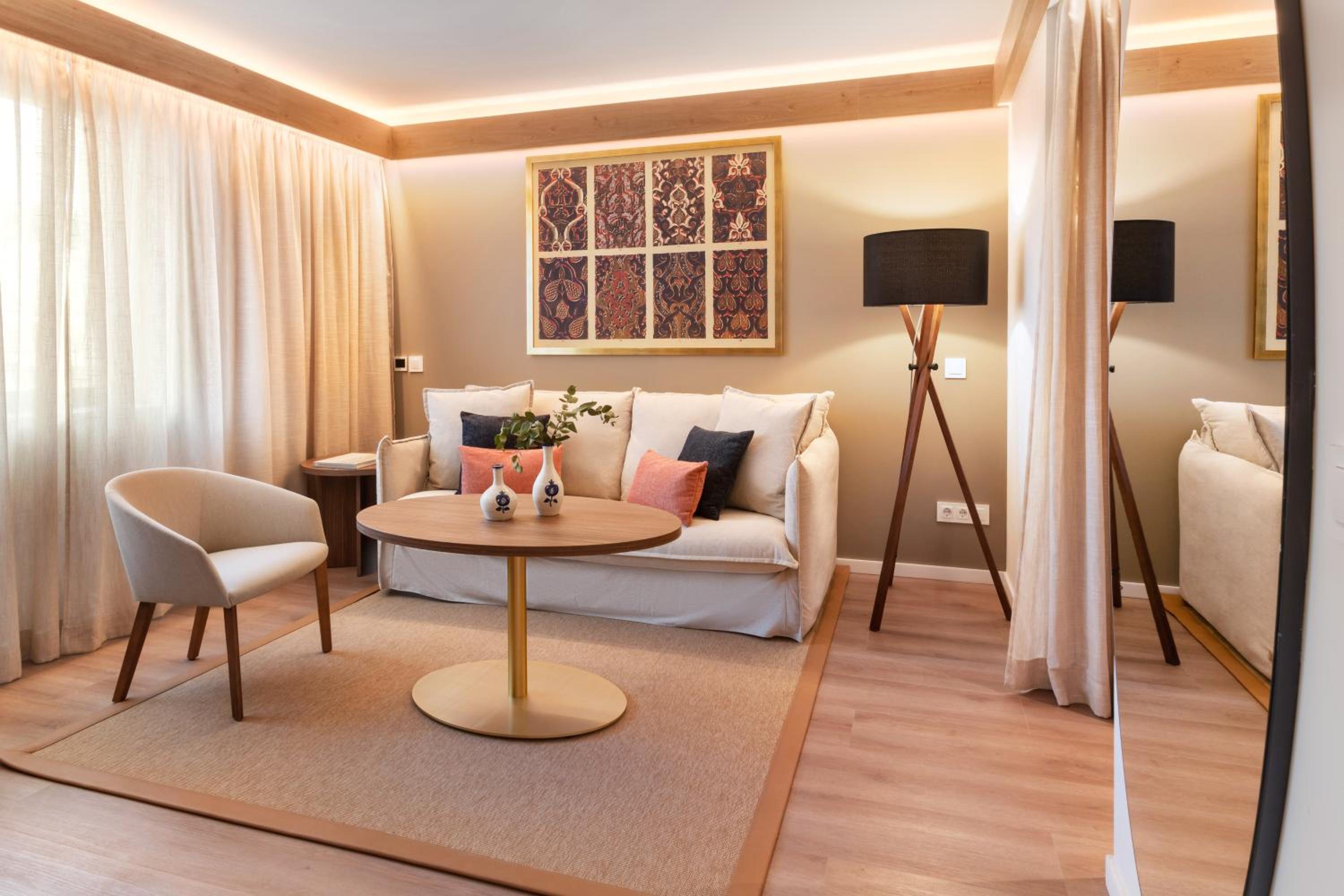 The Level Junior Suite - Photo 12