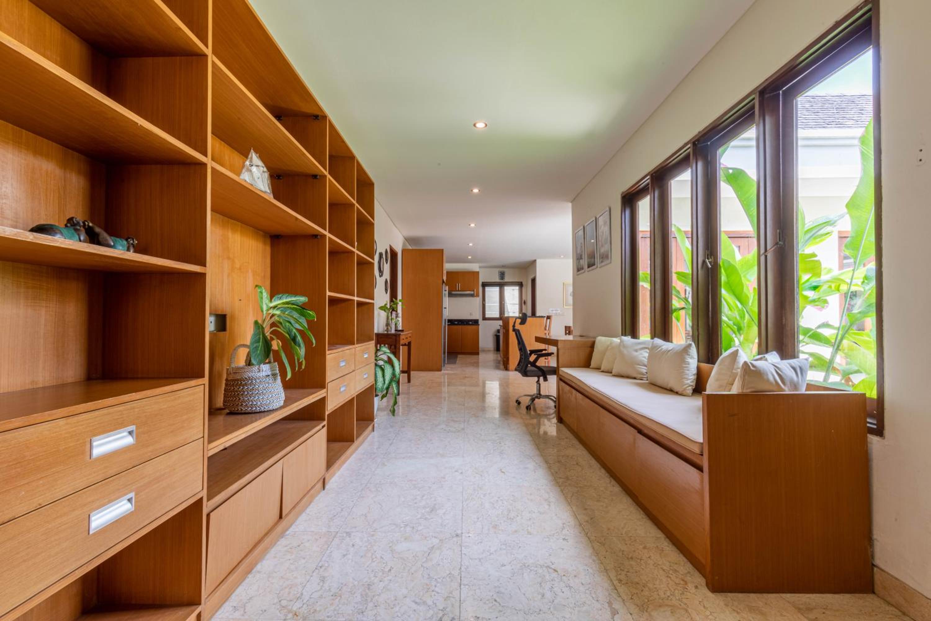 Villa with Garden View - Photo 13
