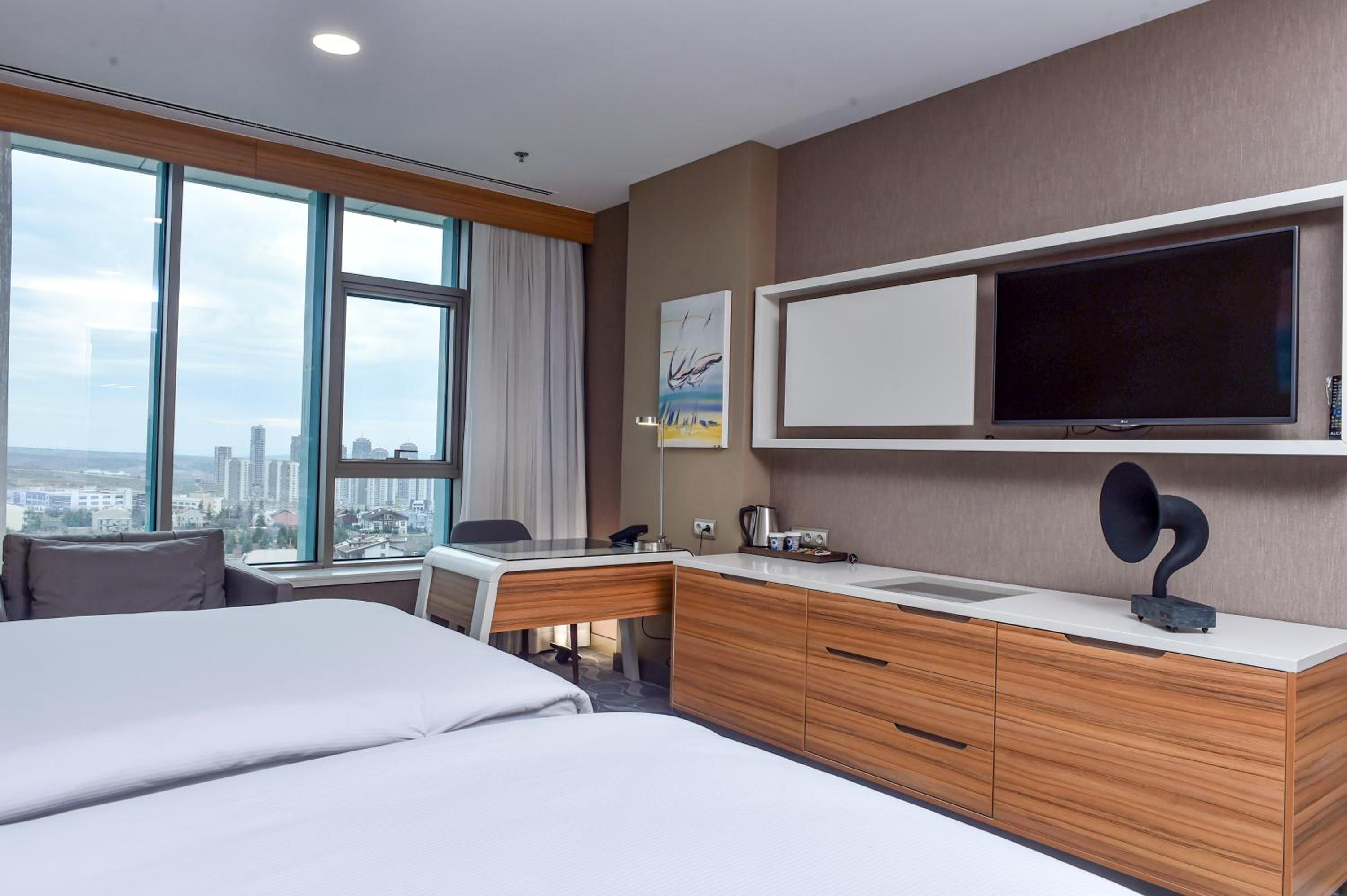 Double Room with Two Double Beds - Photo 7