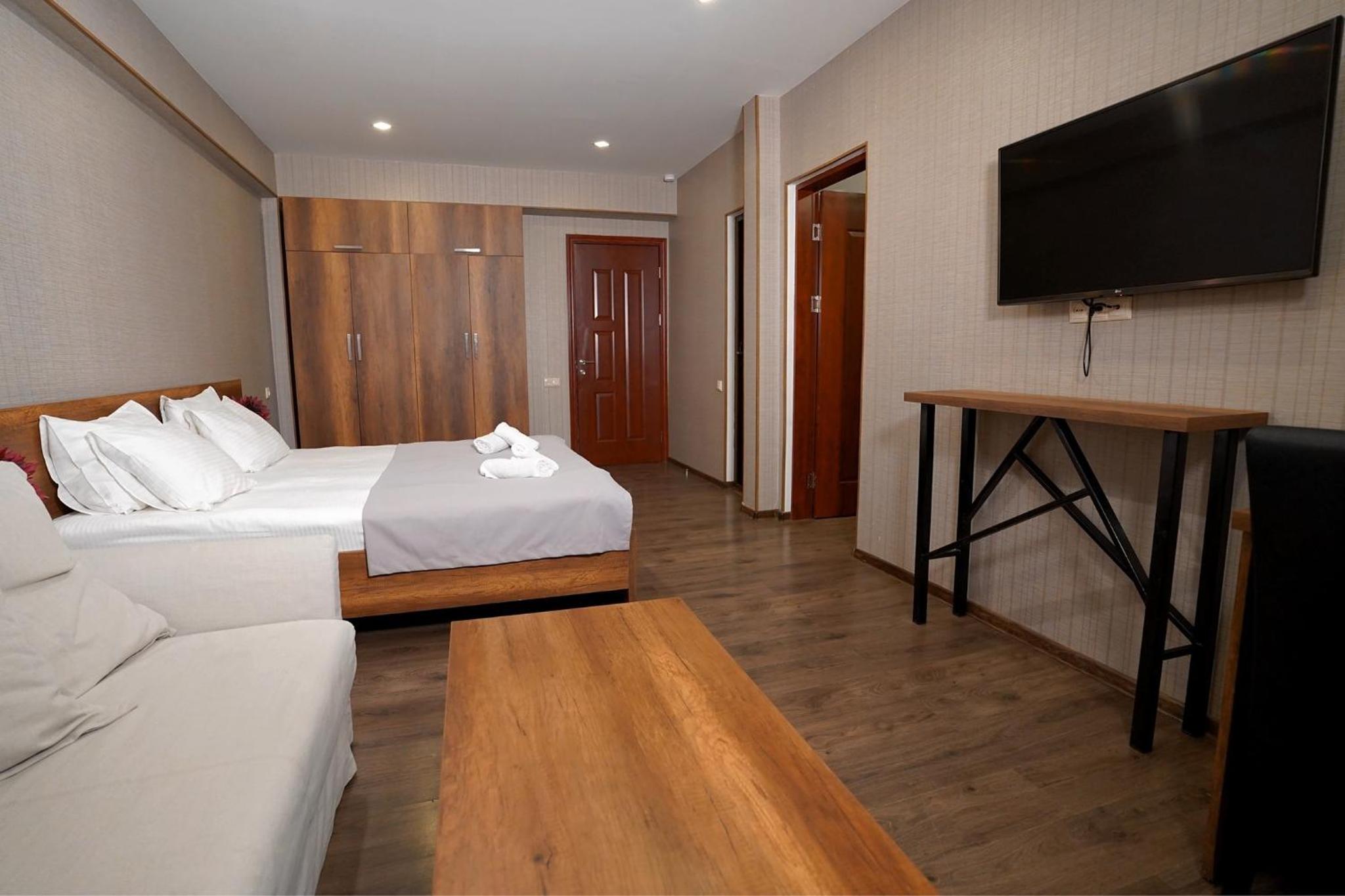 One-Bedroom Suite