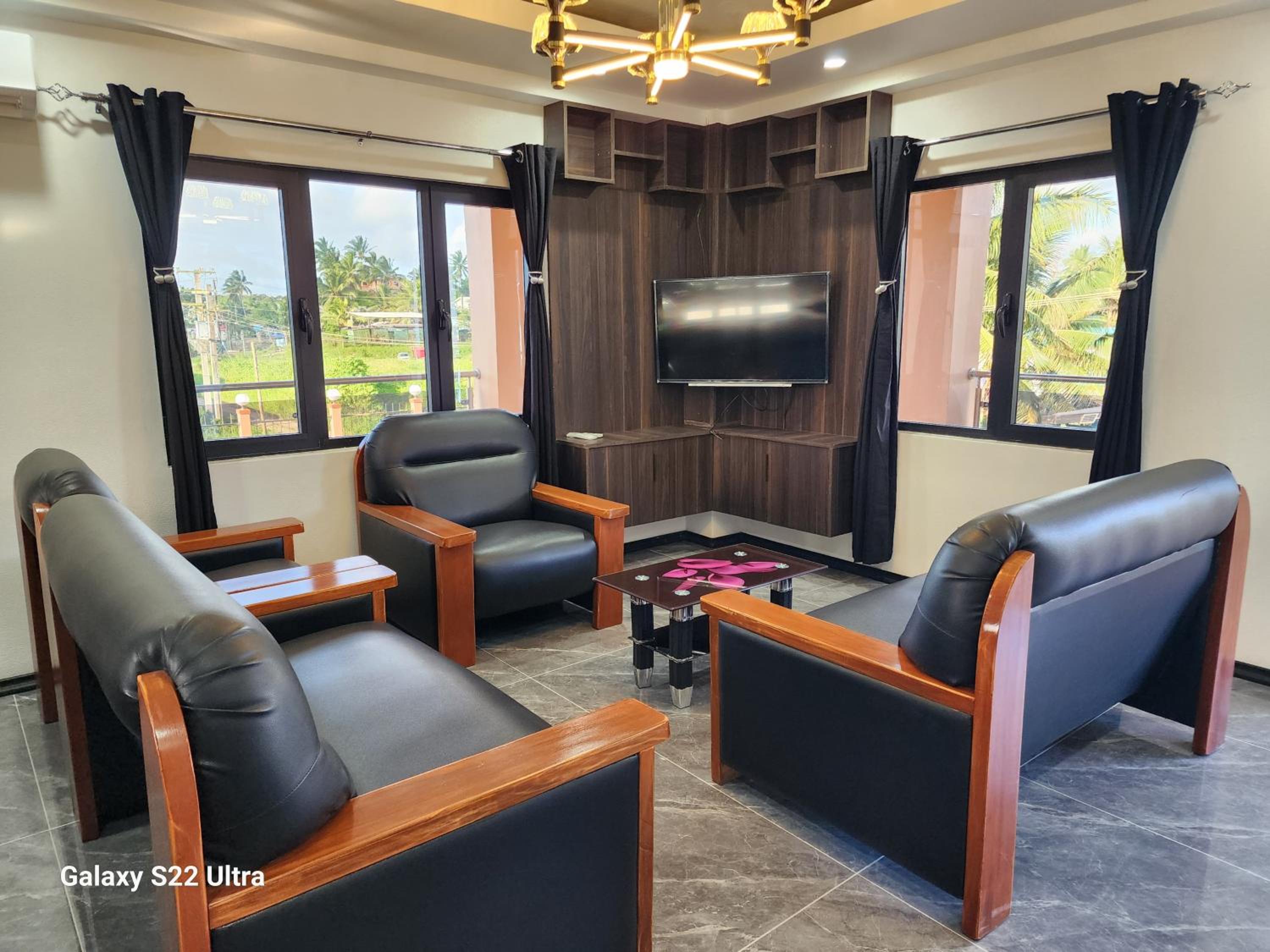 Two-Bedroom Apartment with Pool View photo 1