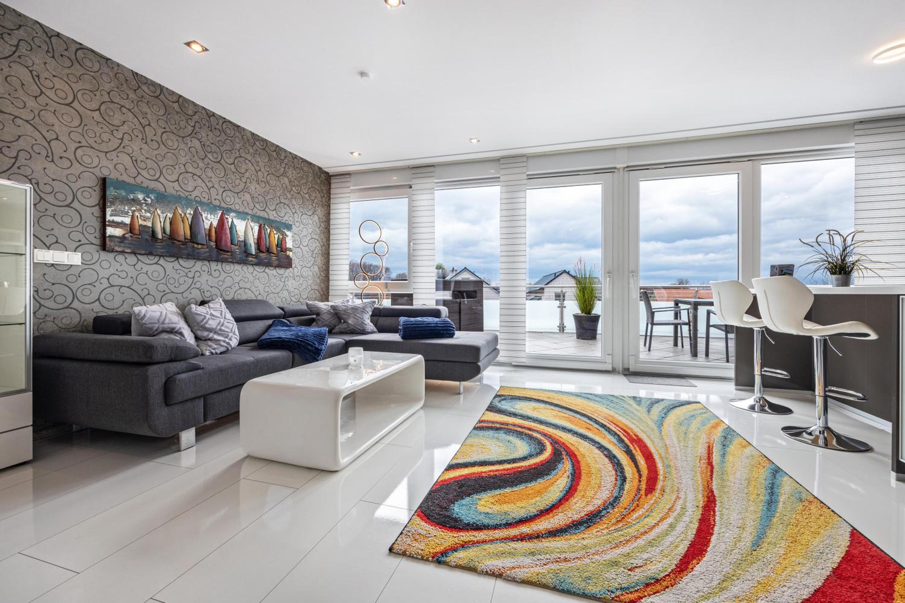 Two-Bedroom Deluxe Apartment with Balcony photo 1