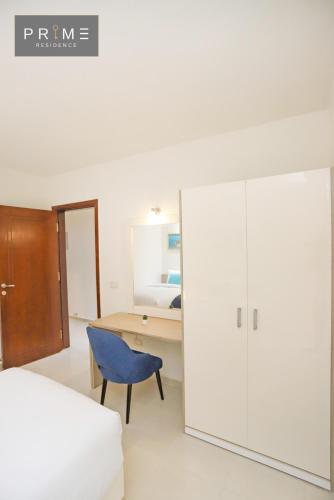 Apartment with Garden View - Photo 11