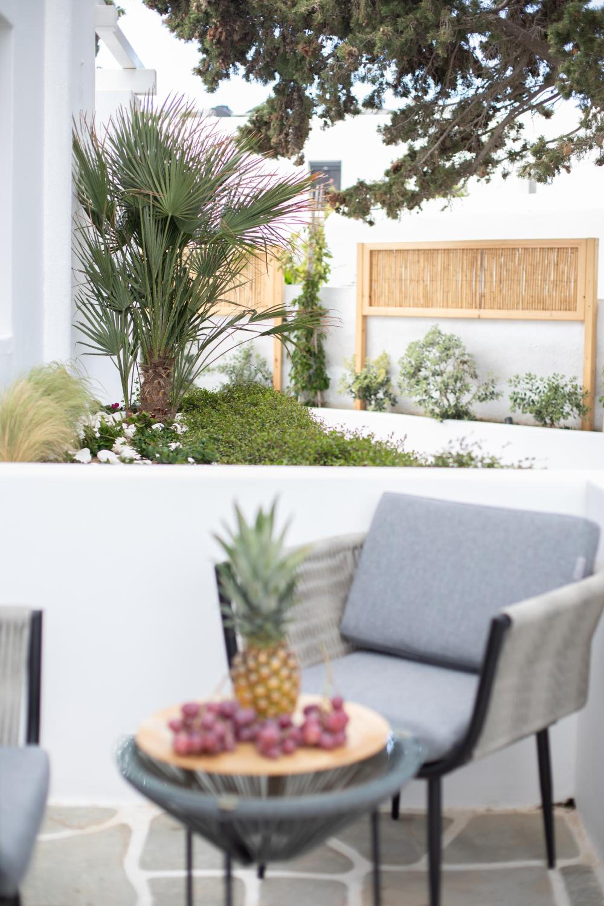 Double Room with Patio - Photo 11