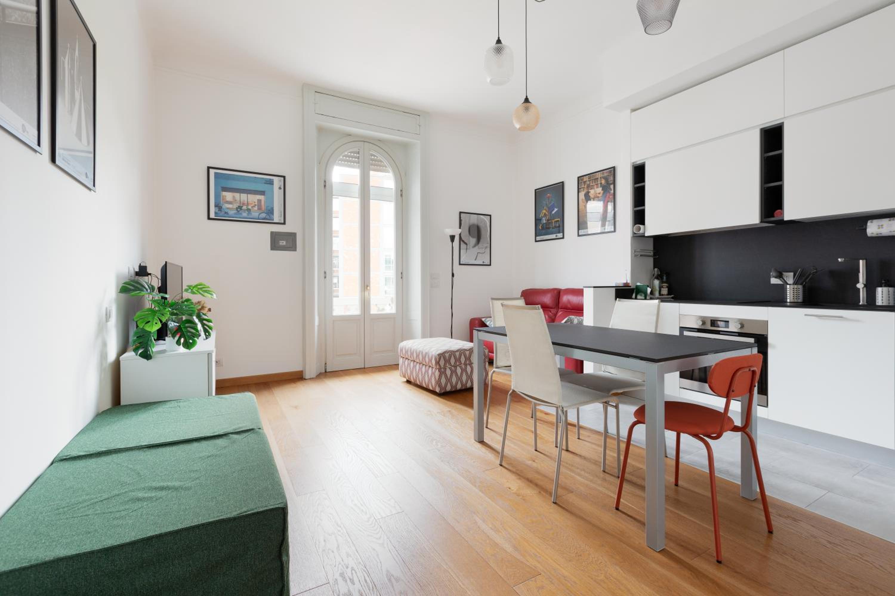 One-Bedroom Apartment