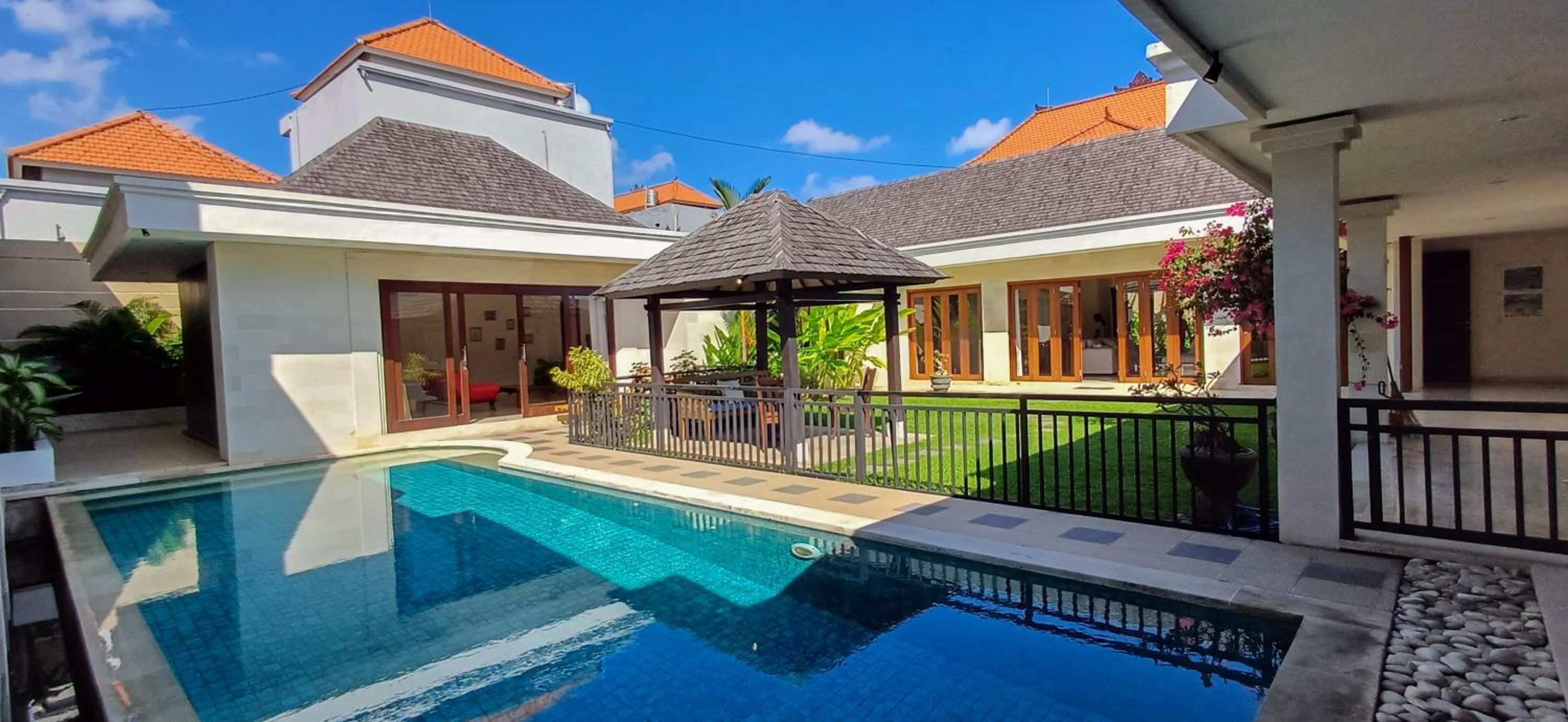 Villa with Garden View - Photo 29