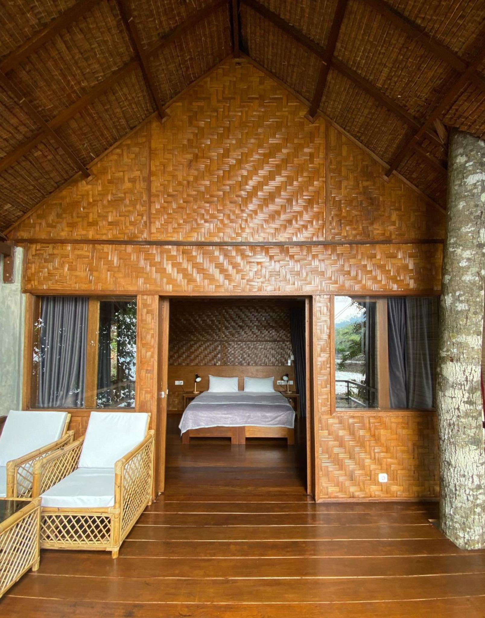 Deluxe Bungalow with Sea View