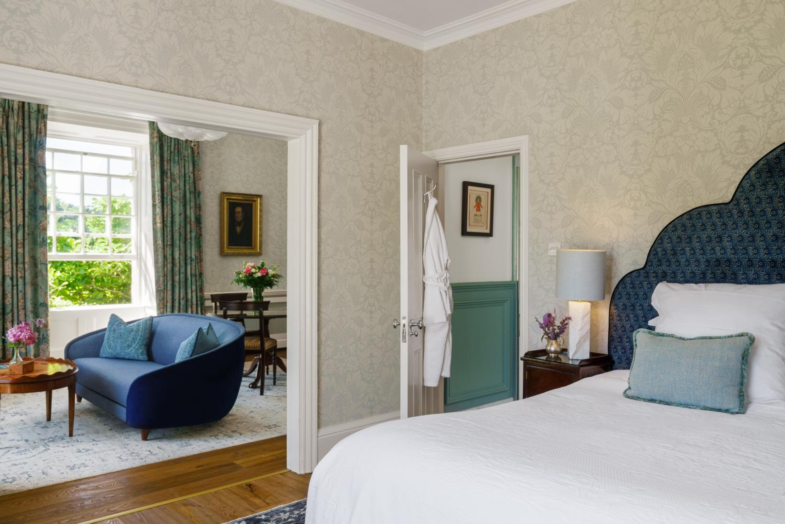 One-Bedroom Suite with Garden View photo 2