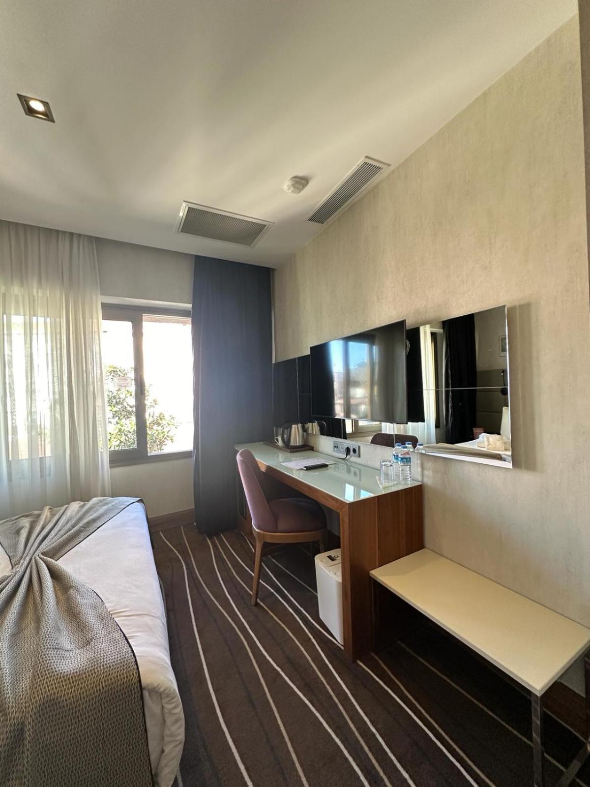 Available room