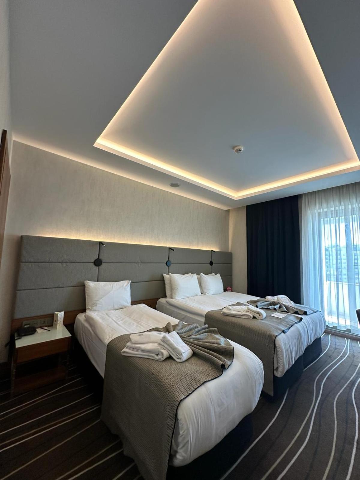 Premium Triple Room