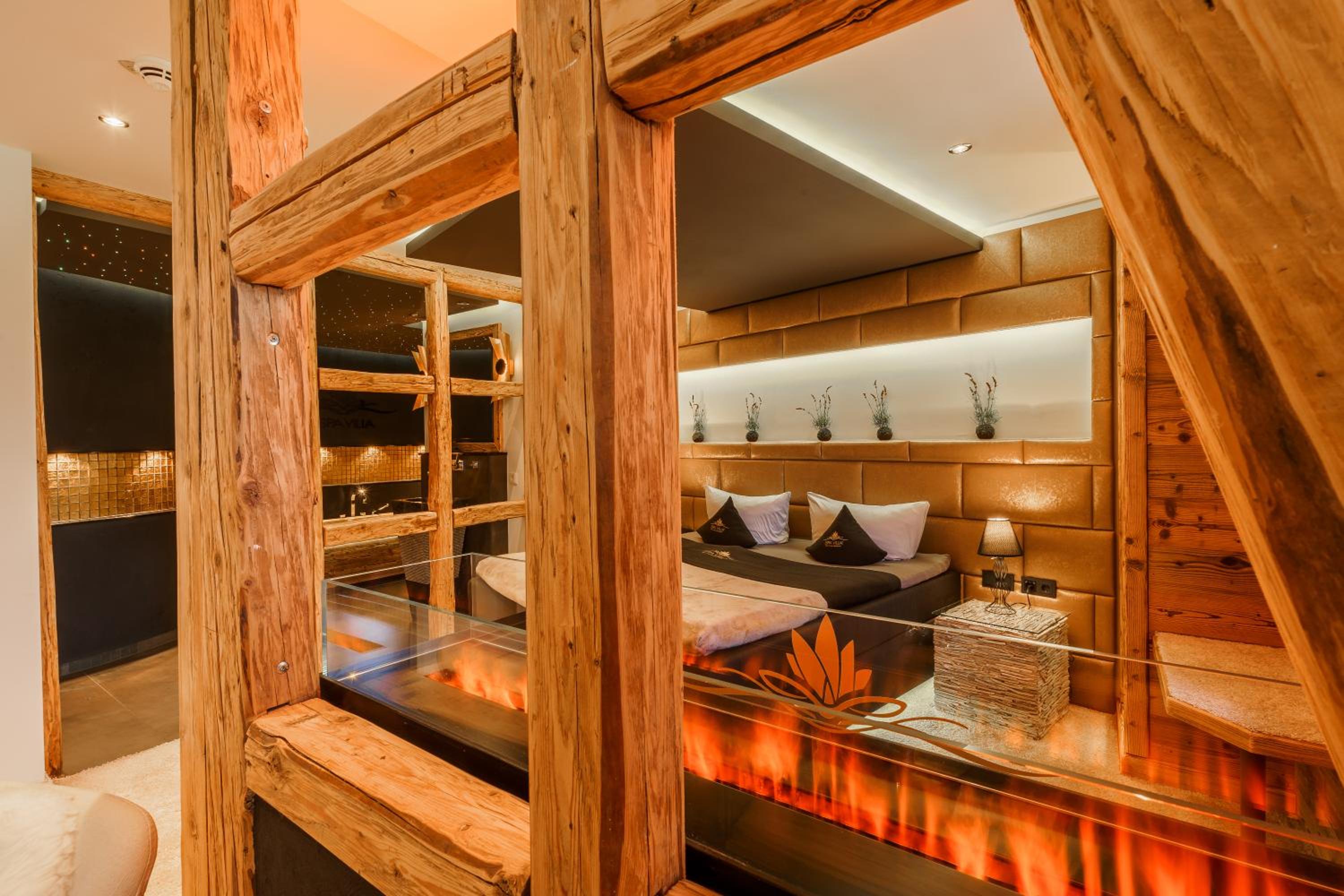 Luxus-Spa-Suite ,,Goldtraum''