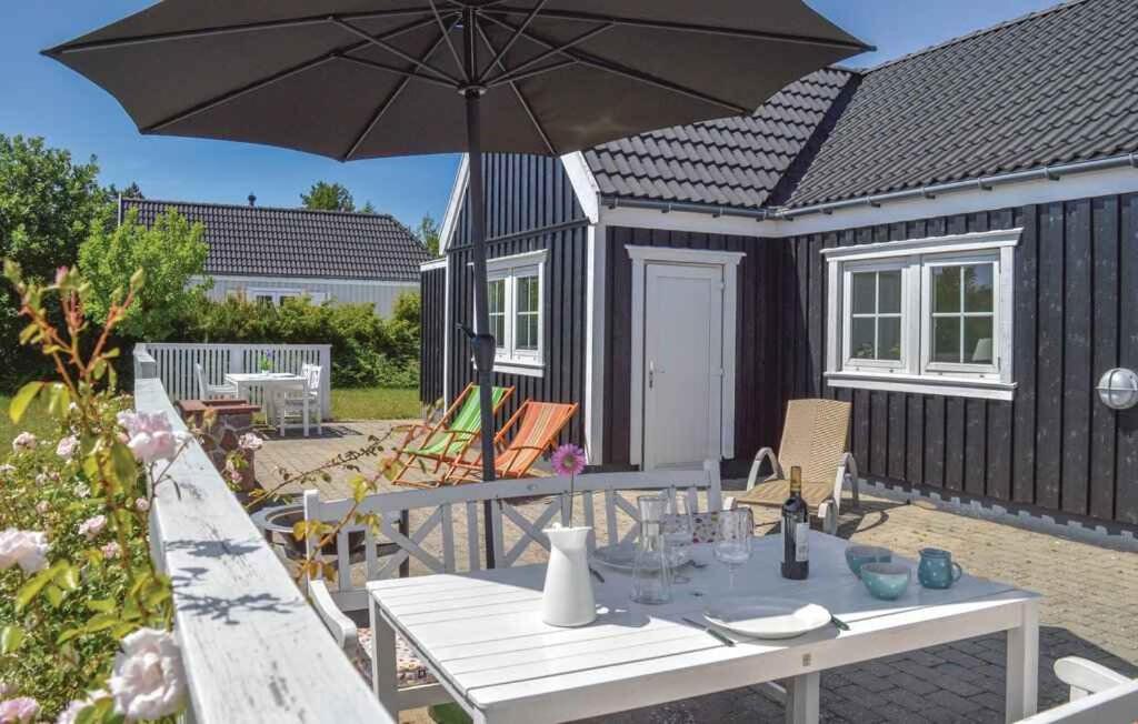 Three-Bedroom Holiday Home  photo 1
