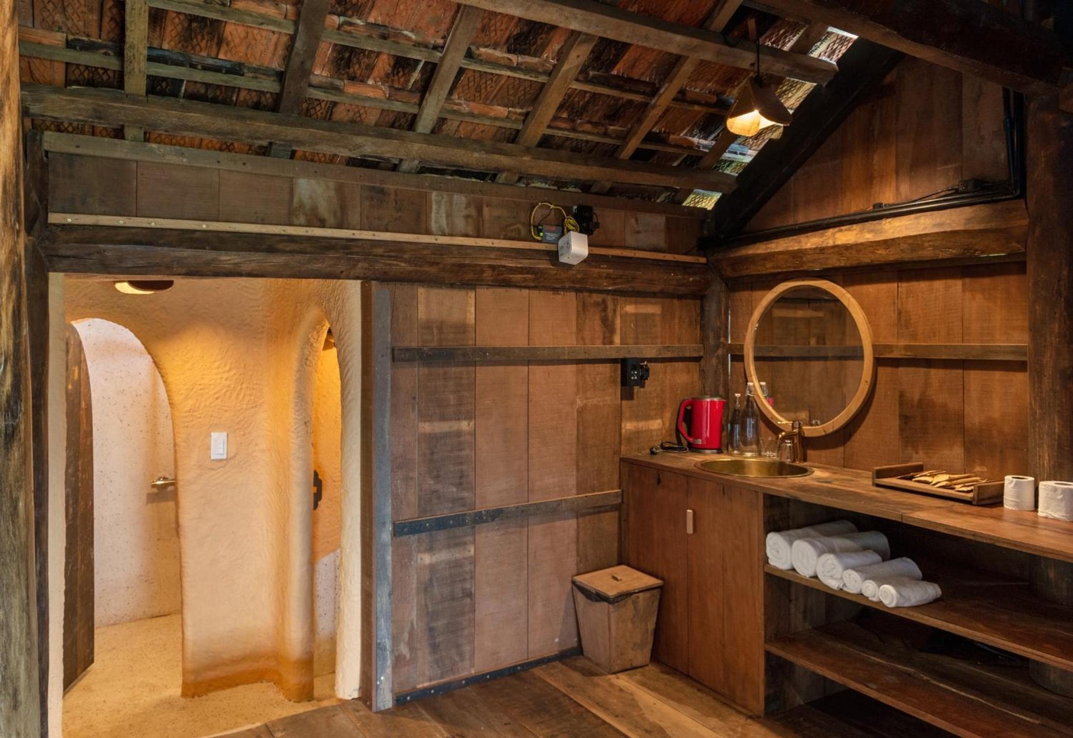 Four-Bedroom House - Photo 13