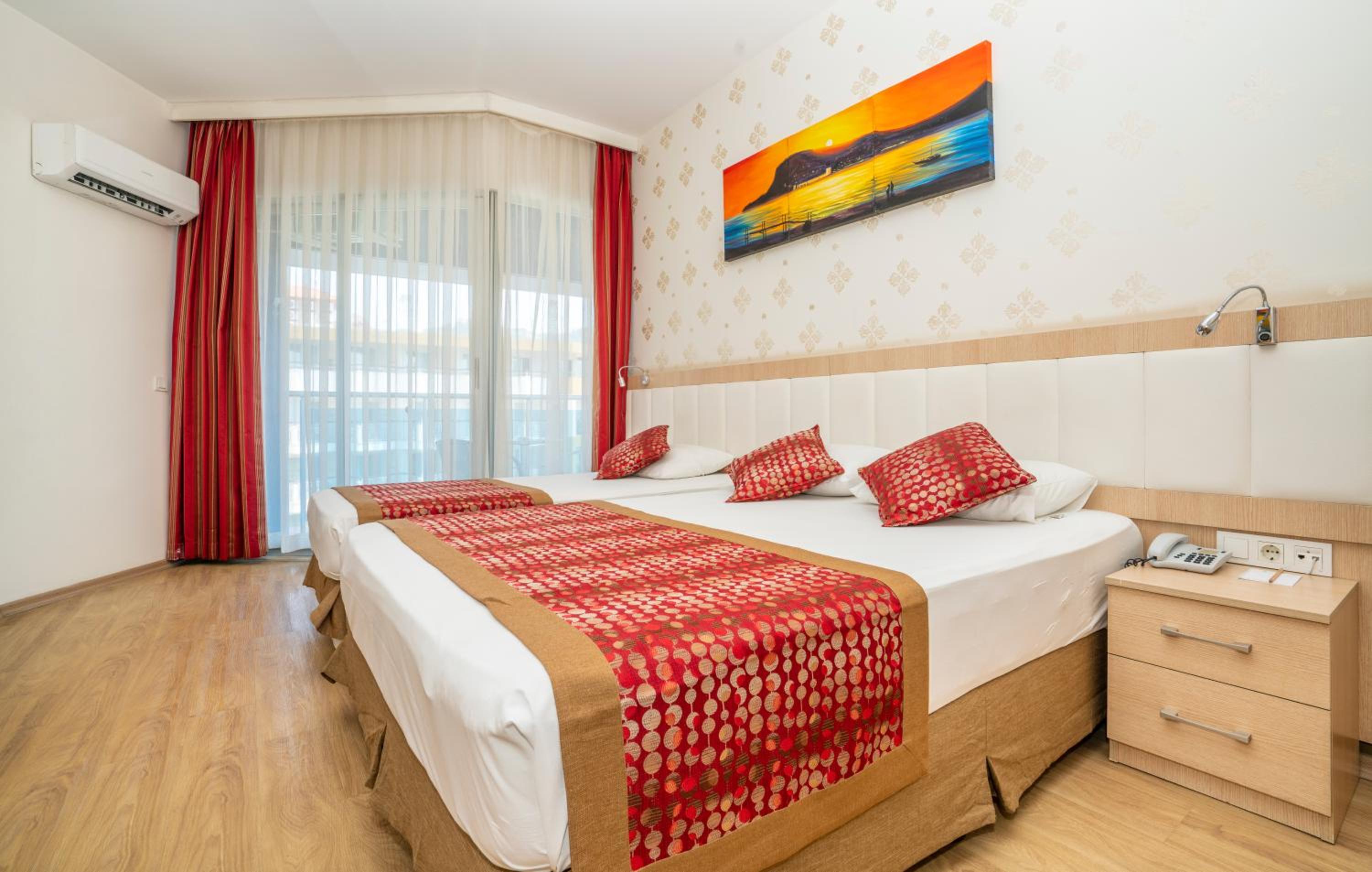 Standard Triple Room photo 3