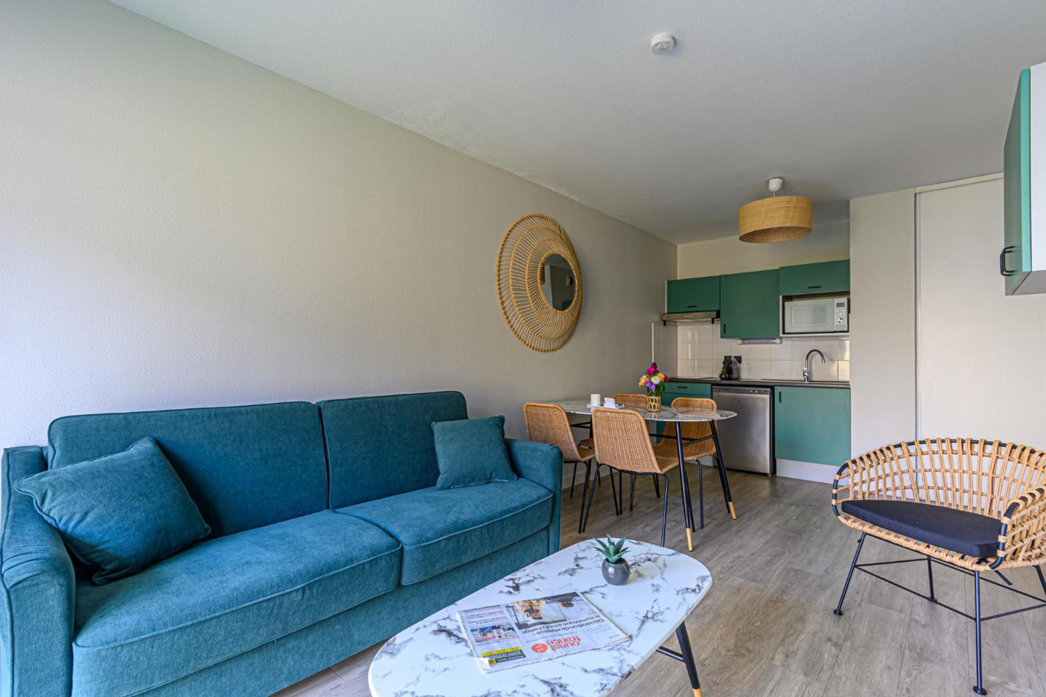 Comfort Two-Room Apartment - Photo 4