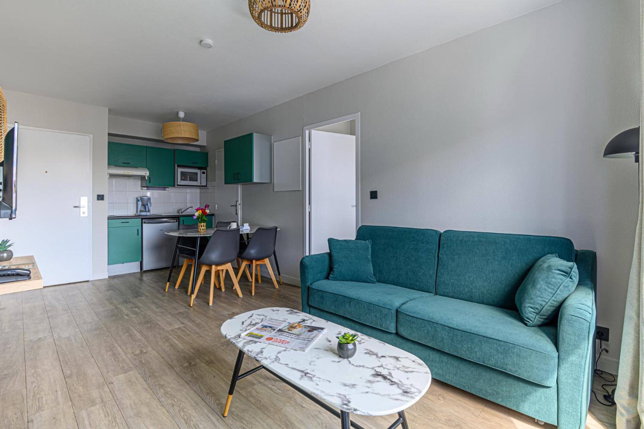 Standard Three Room Apartment - Photo 4