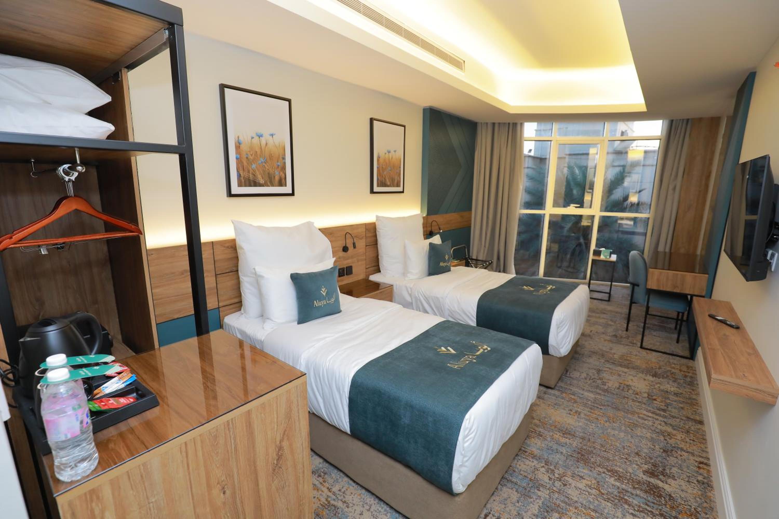 Standard Twin Room