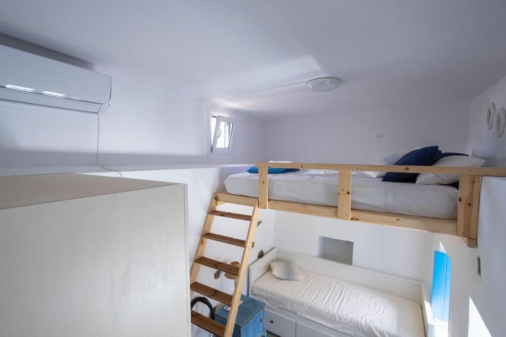 Two-Bedroom House photo 1