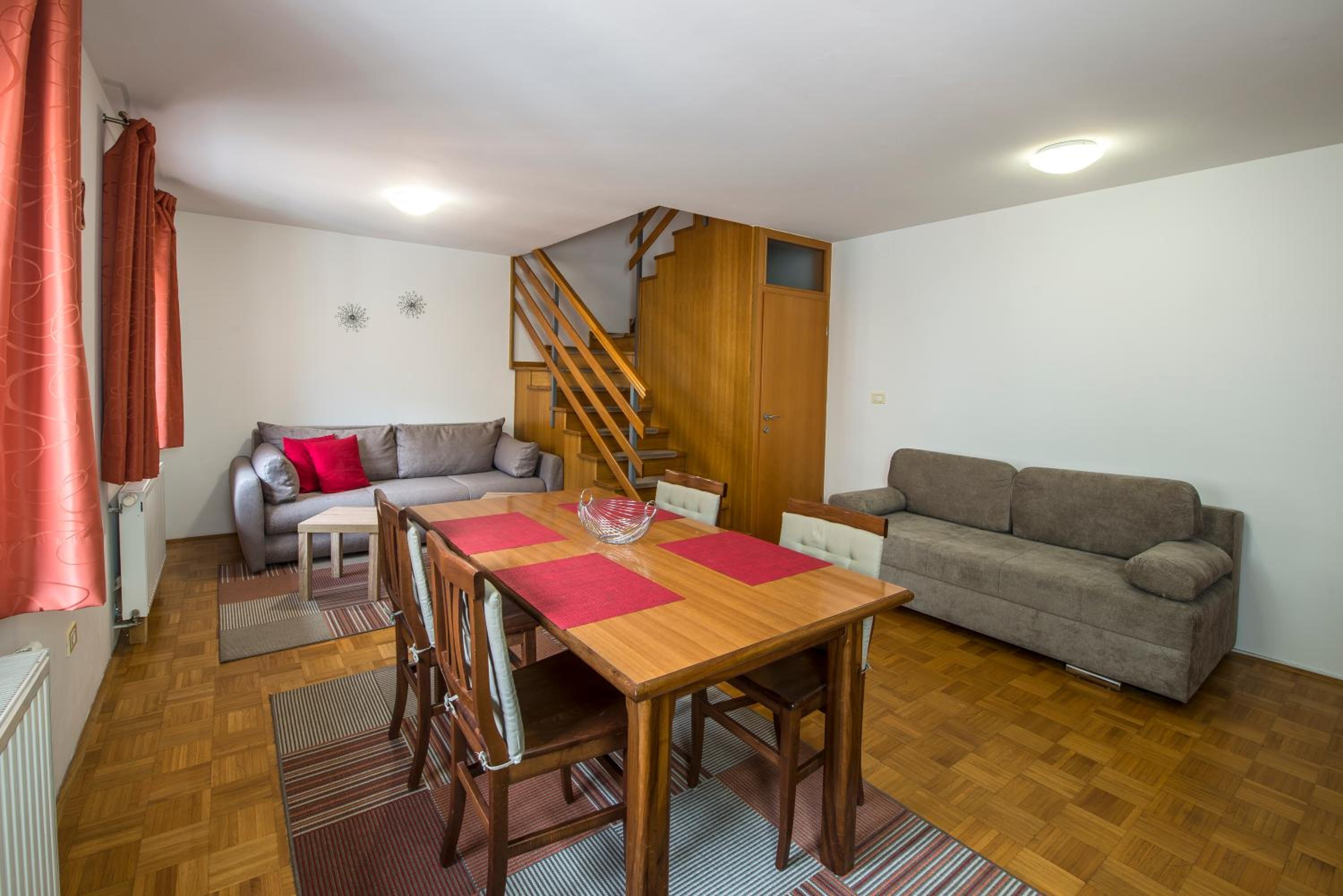 Two Bedroom Apartment D photo 2