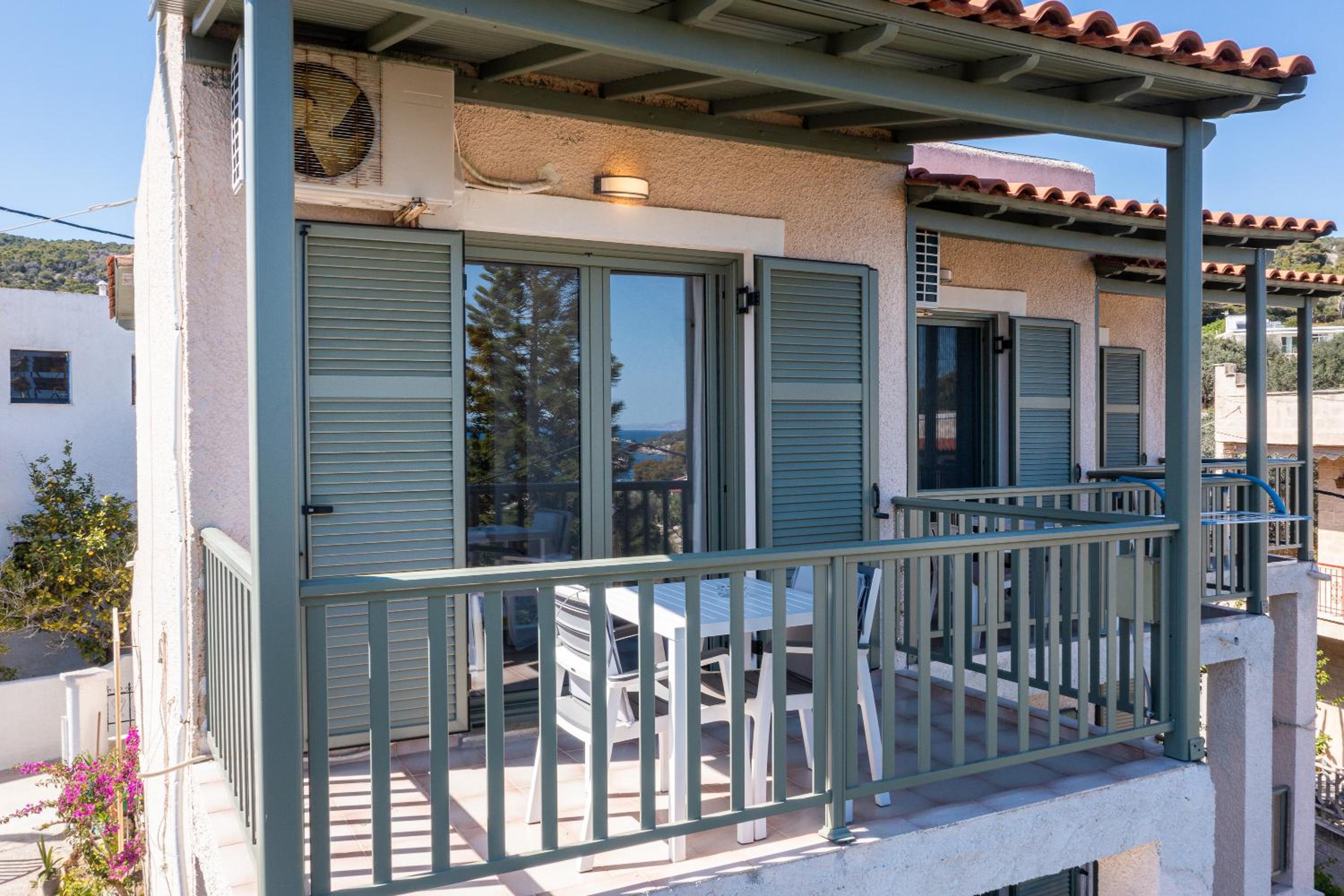 Studio with Sea View (2 Adults) photo 2