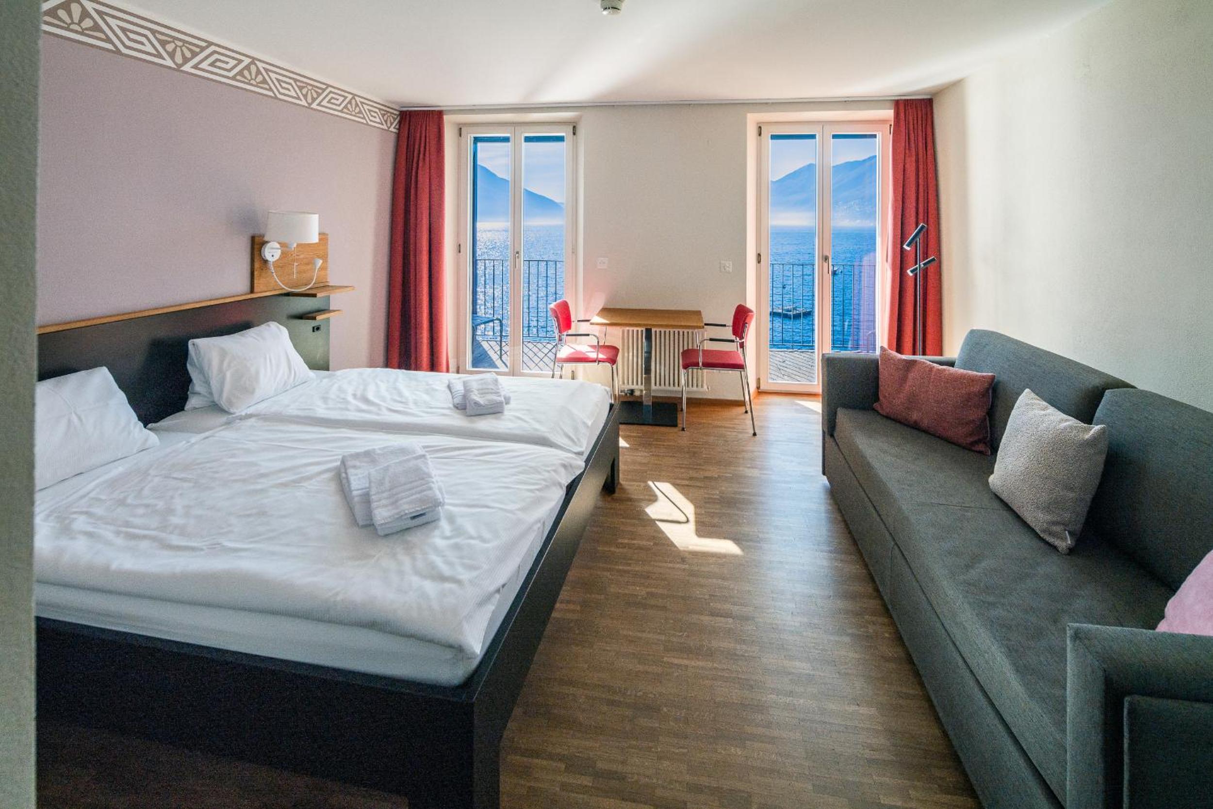 Double Room with Lake View photo 2