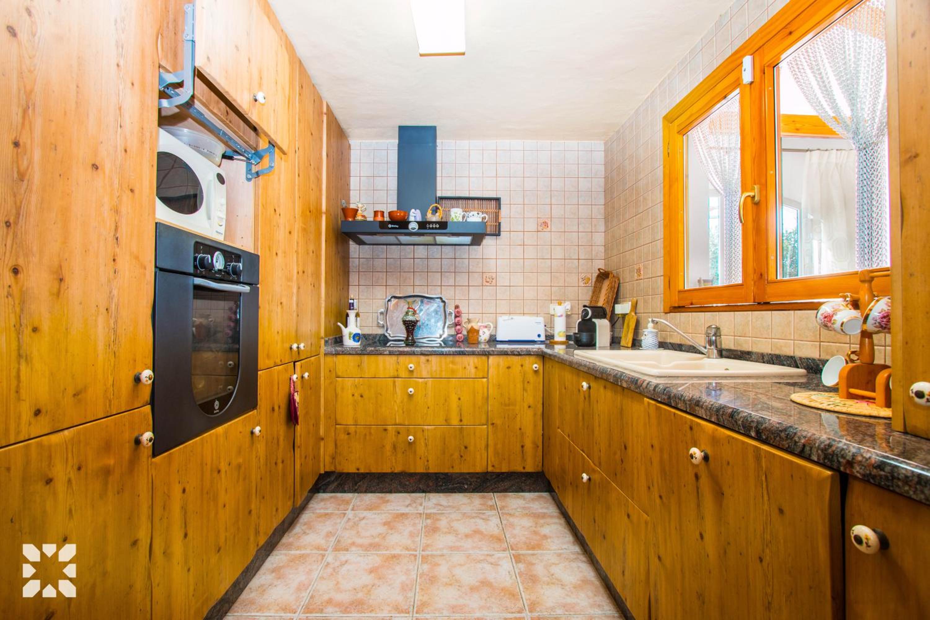 Villa photo 2