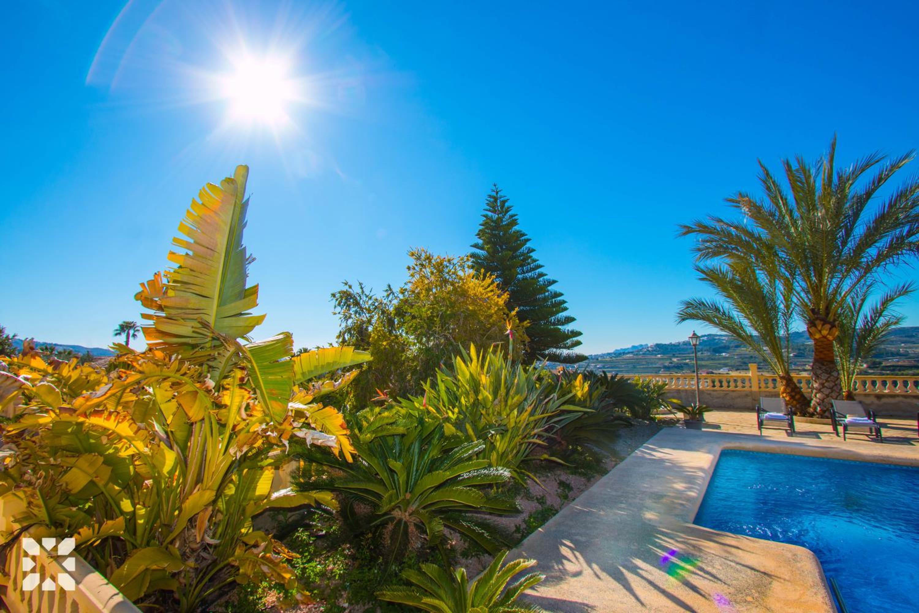 Villa photo 2