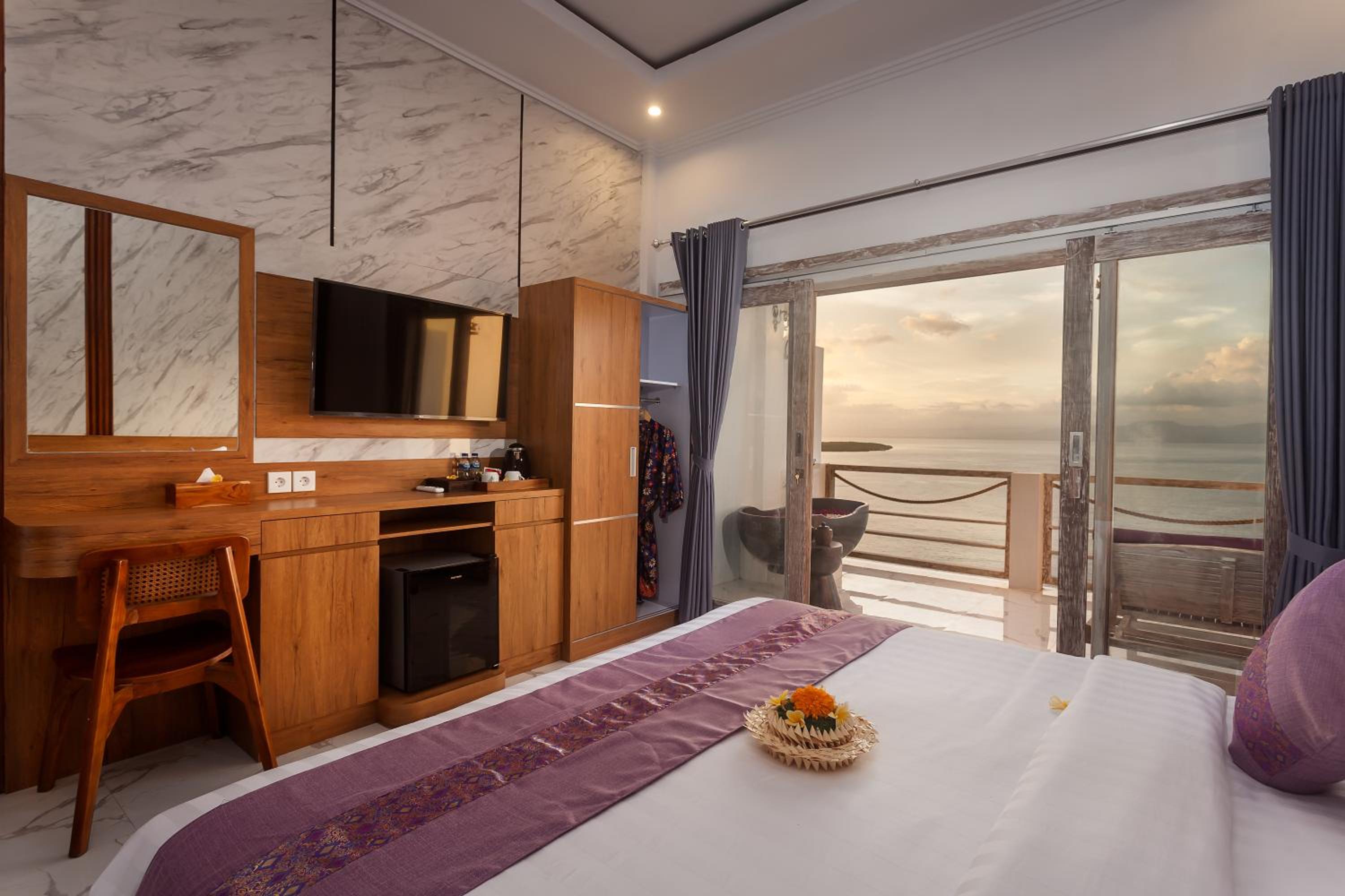 Suite with Ocean View - Photo 1
