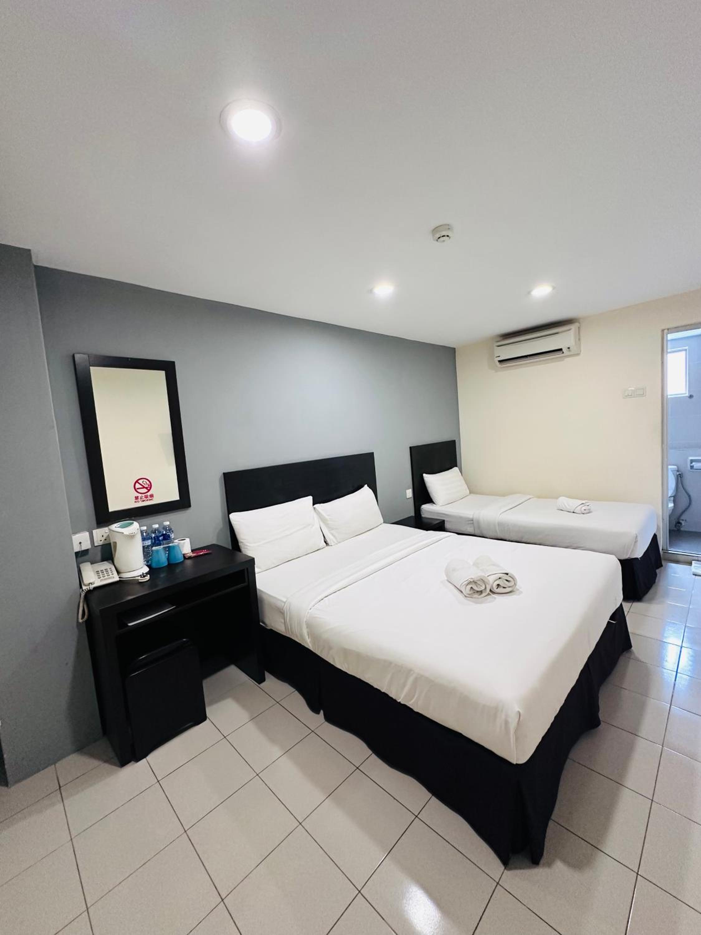 Standard Triple Room photo 3