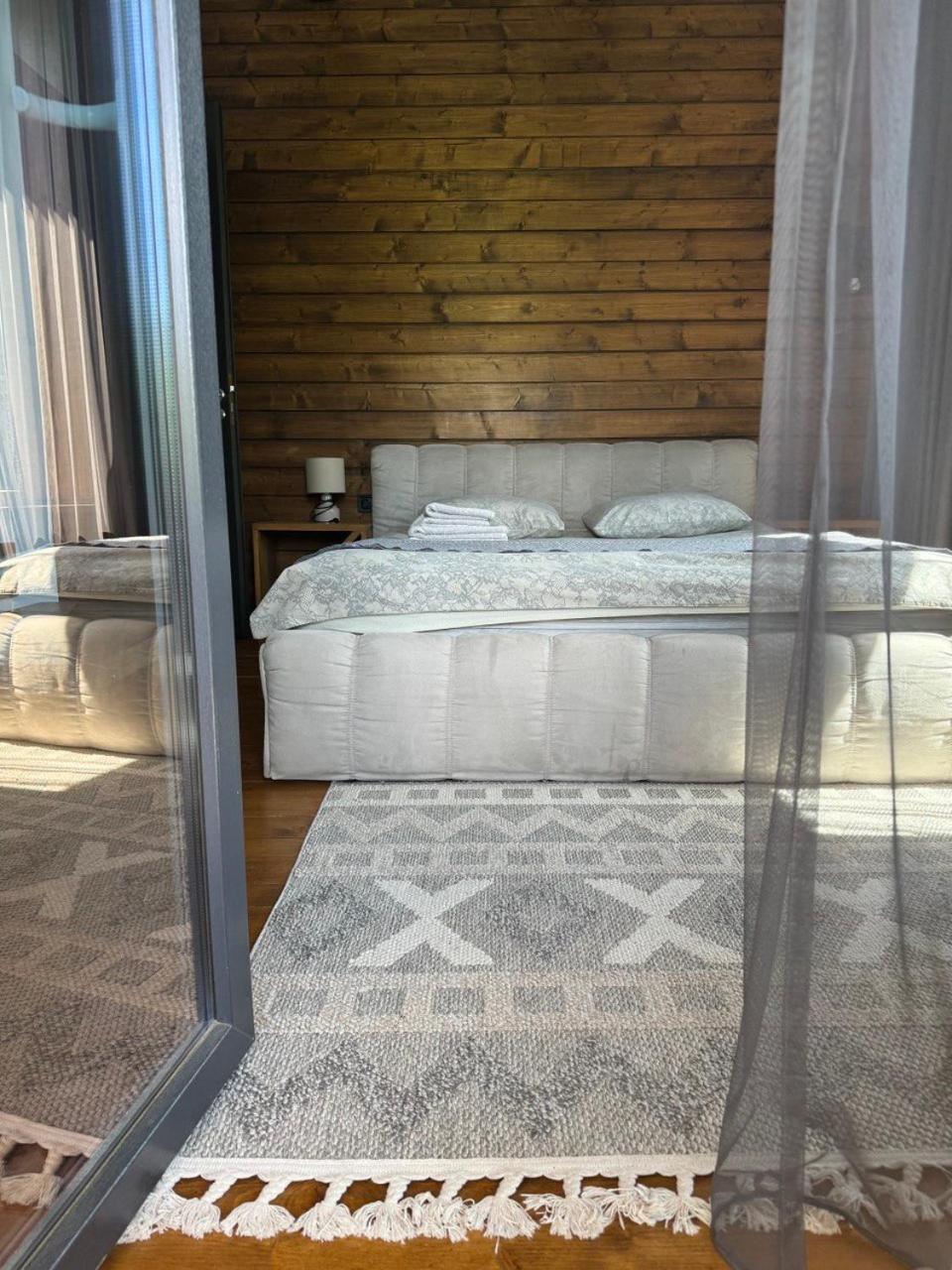 Deluxe Double Room with Balcony photo 1