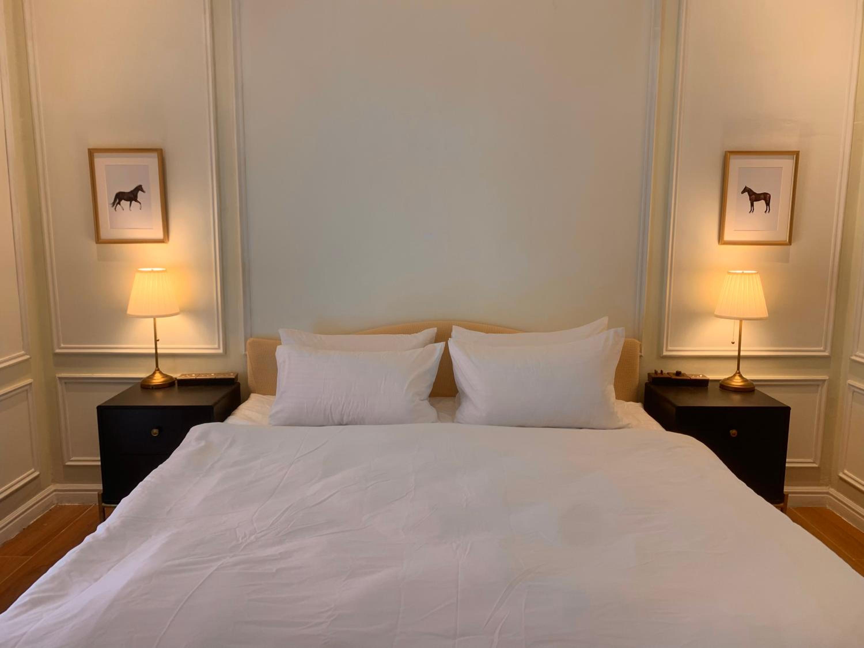 Superior King Suite photo 2