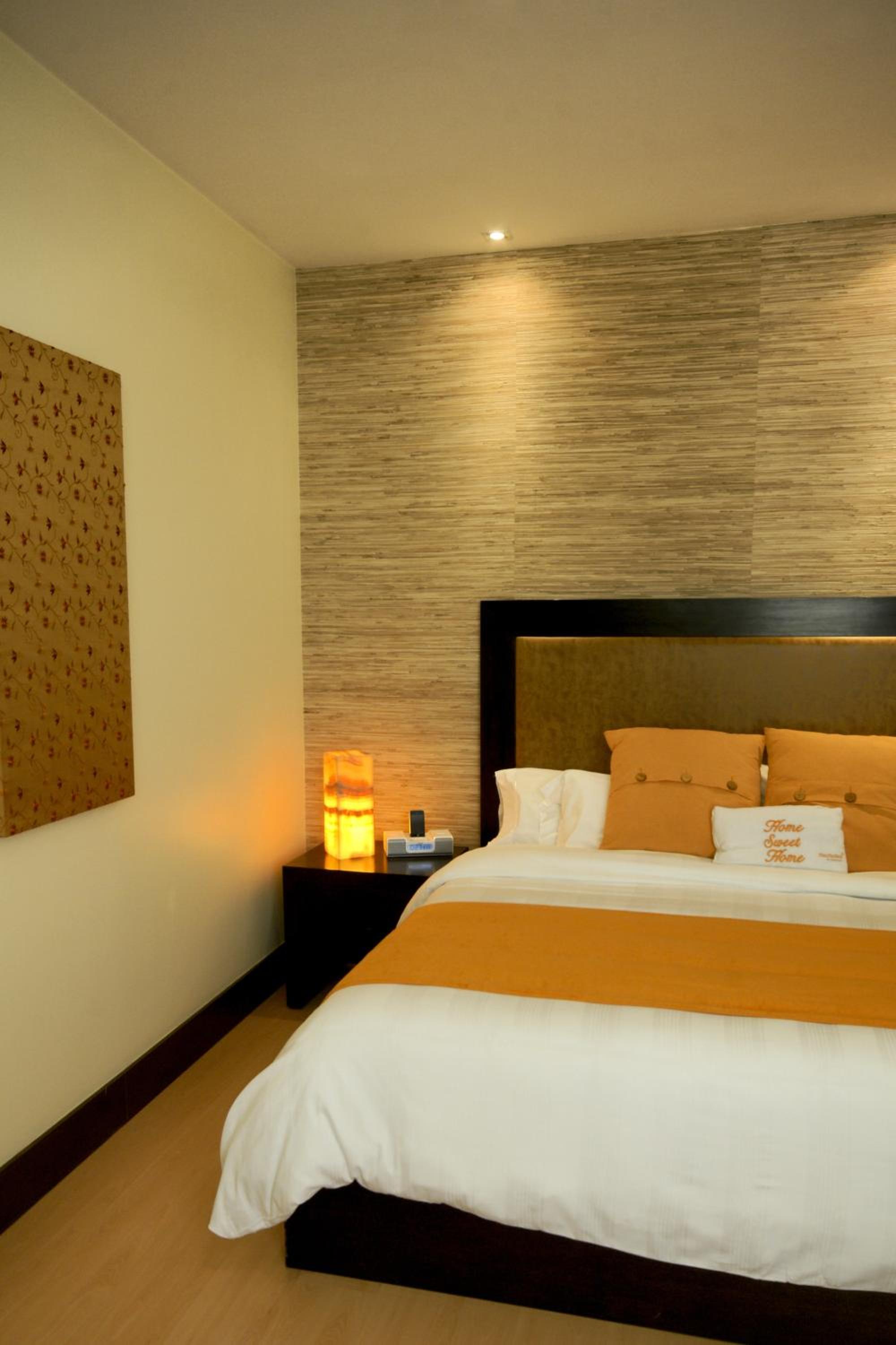 Junior Suite thumbnail 5