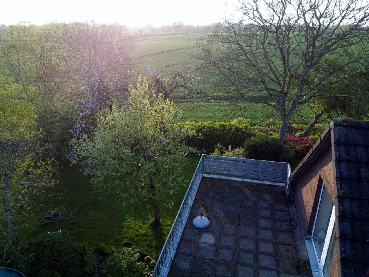 Two-Bedroom Deluxe Apartment with Garden View photo 3