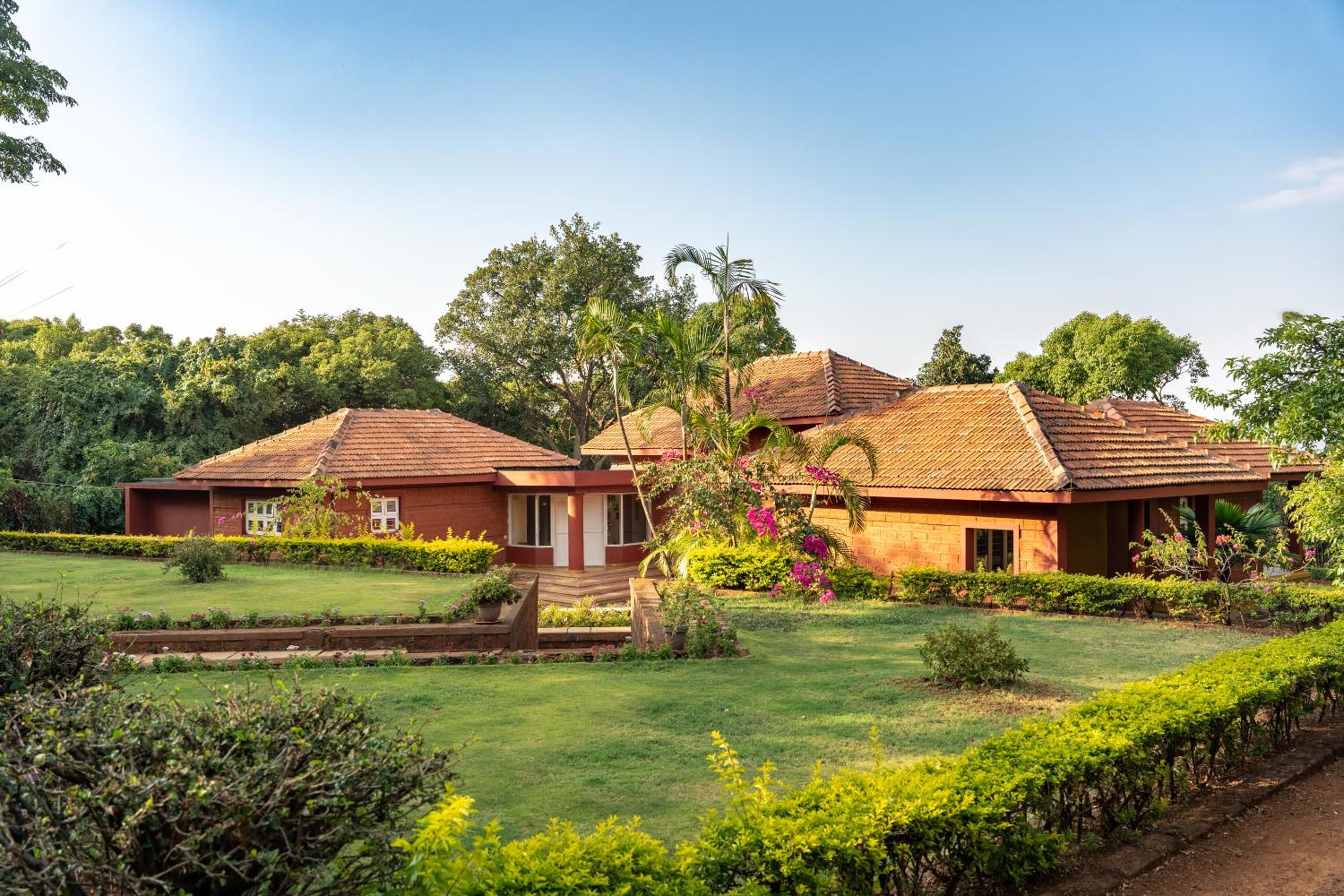 Three-Bedroom Villa photo 2