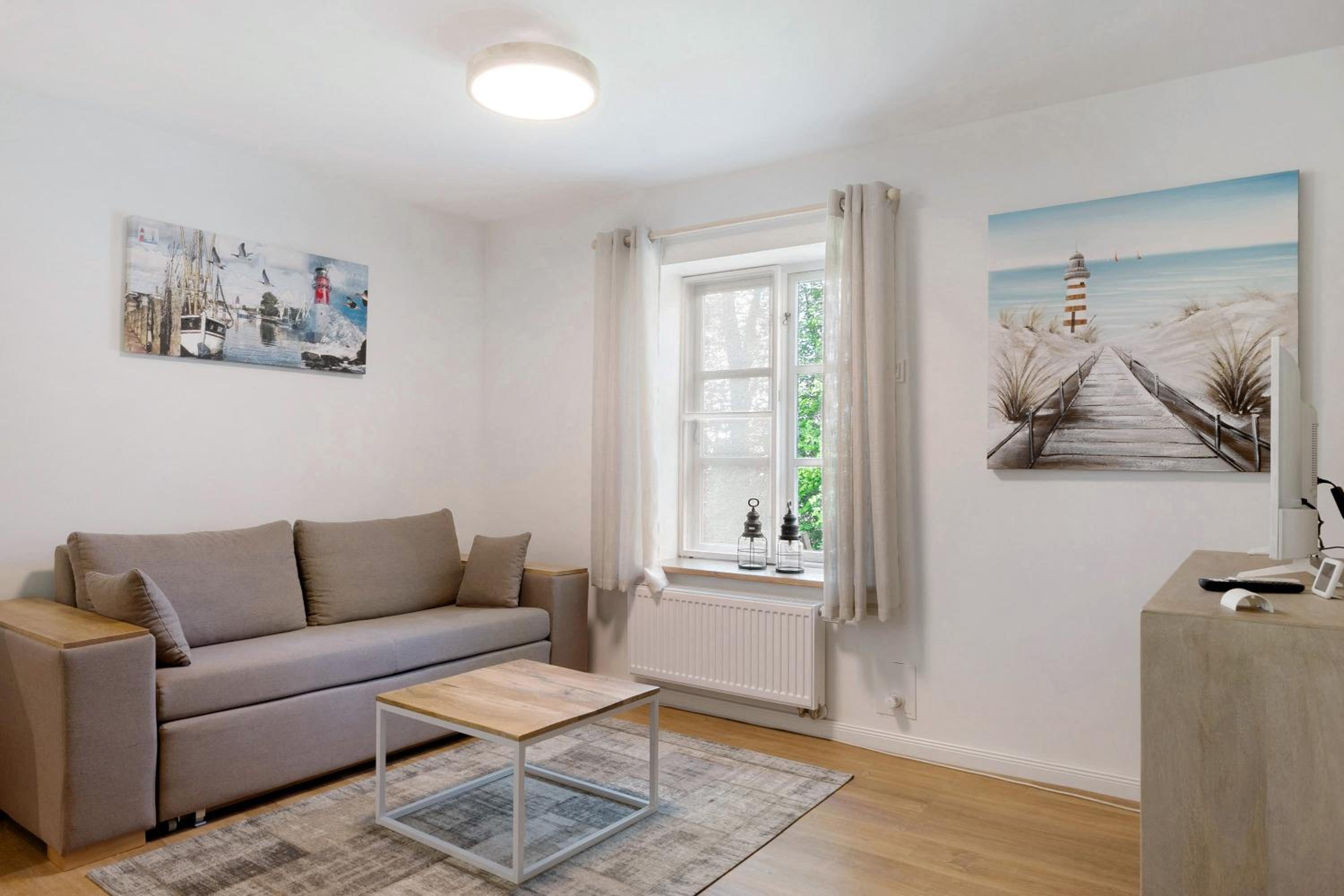 One-Bedroom Apartment with Garden