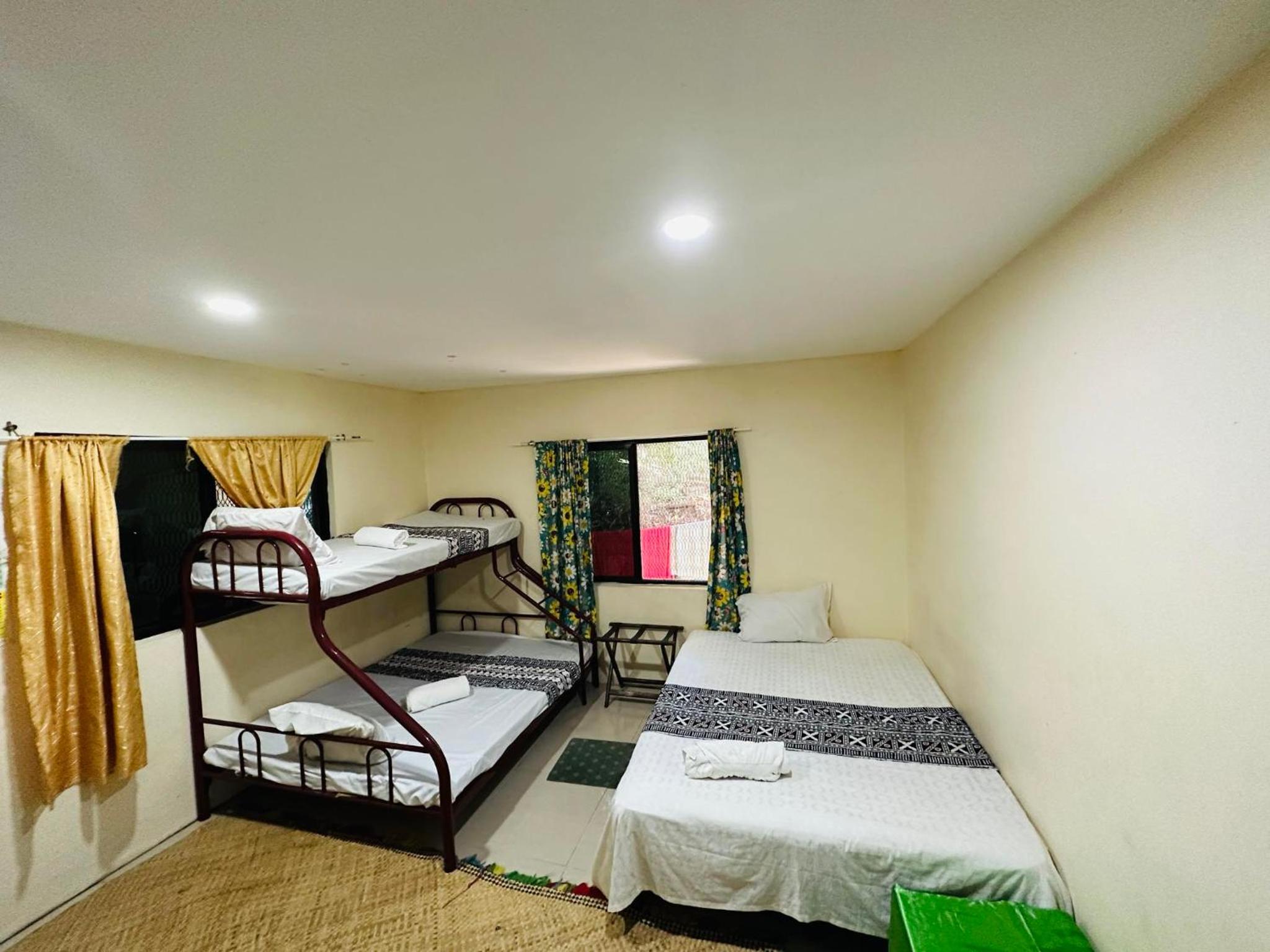 Deluxe Family Room photo 1