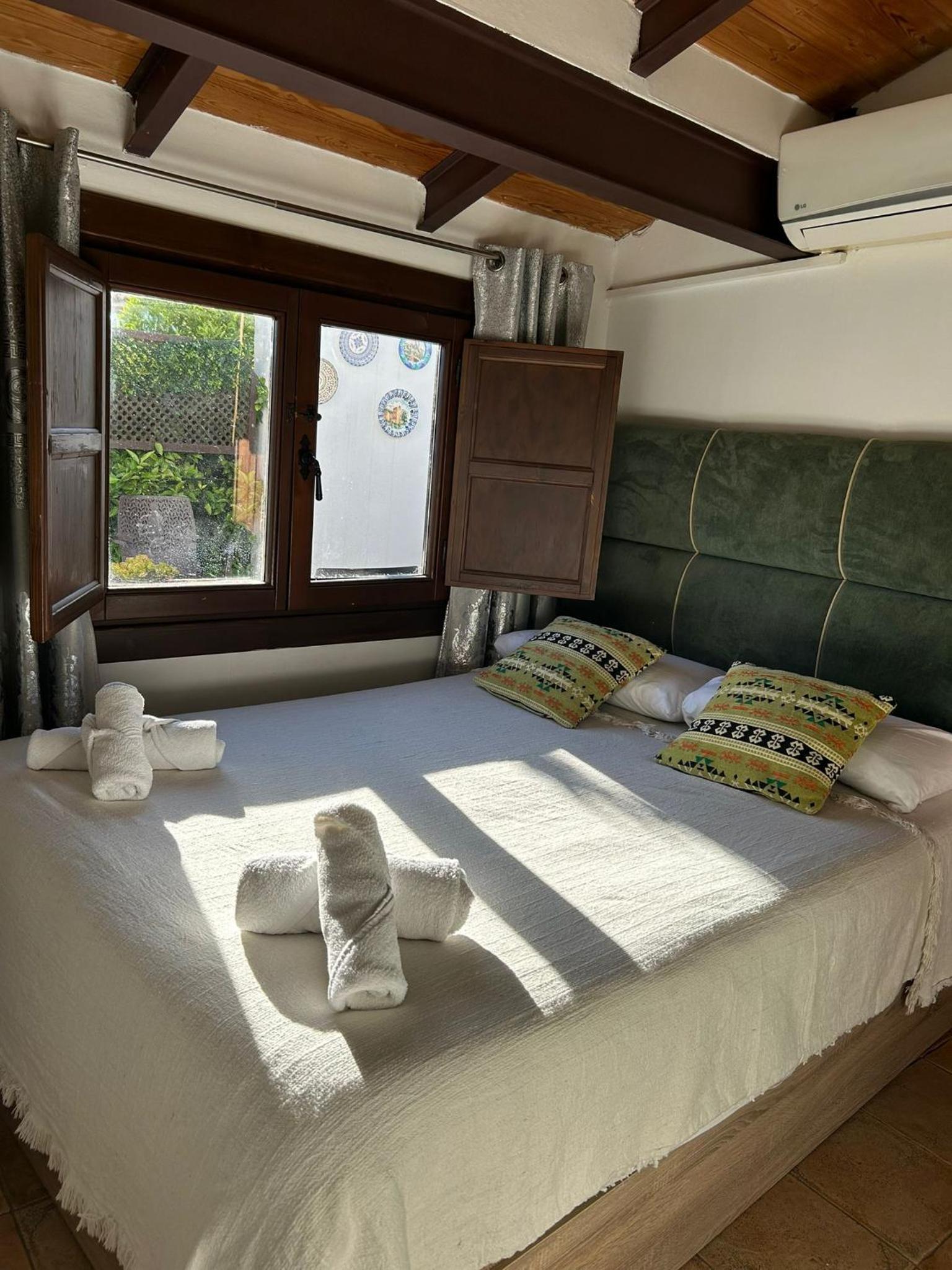 Habitación Doble o con Dos Camas con Baño Privado
