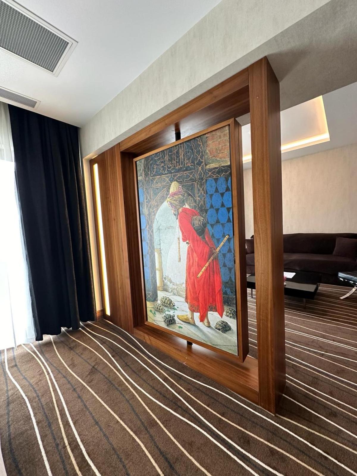 Deluxe Bosphorus Suite Balcony Room thumbnail 6