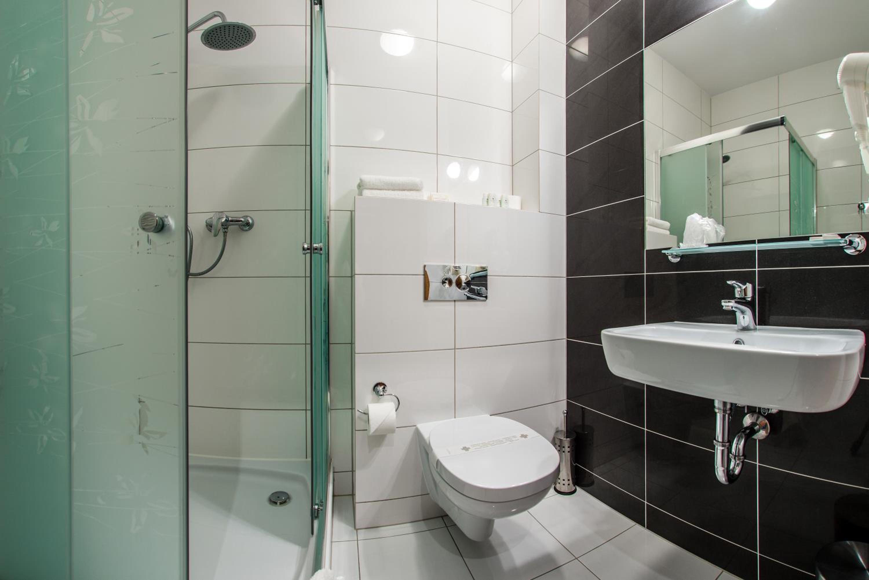 Deluxe Triple Room - Photo 7