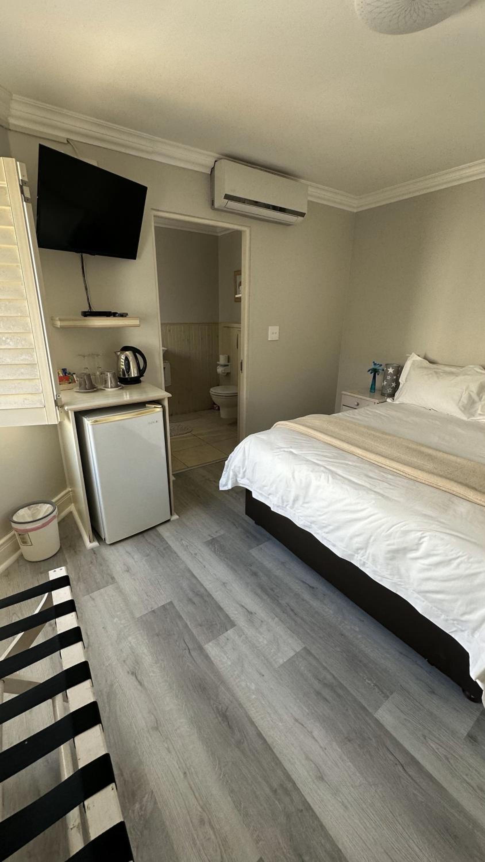 Standard Queen Room - Photo 1