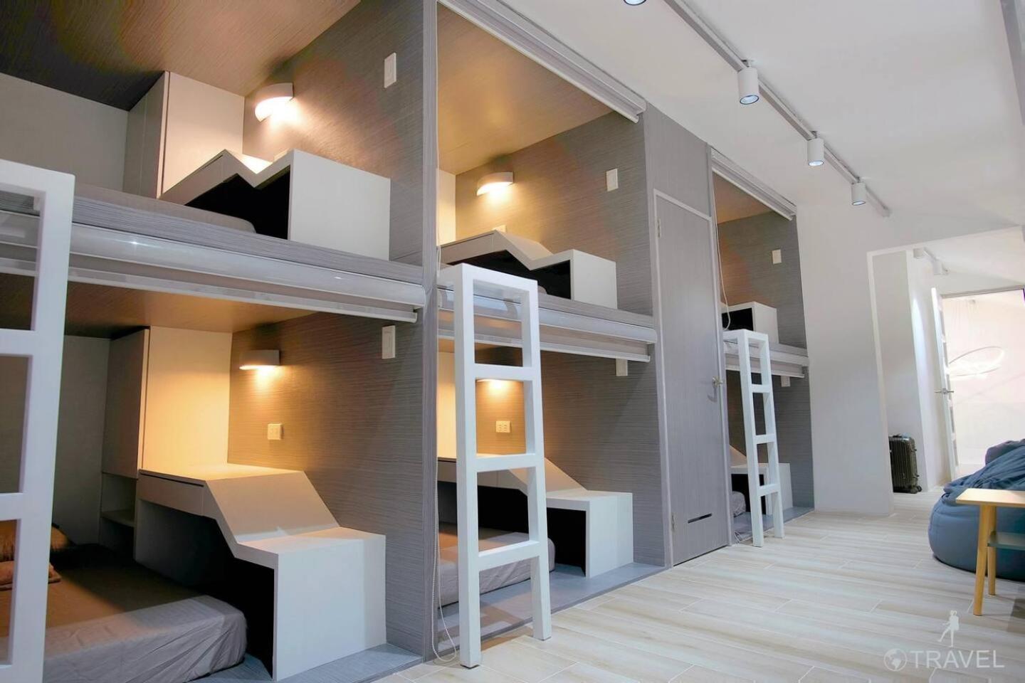 Single Bed in Dormitory Room photo 1