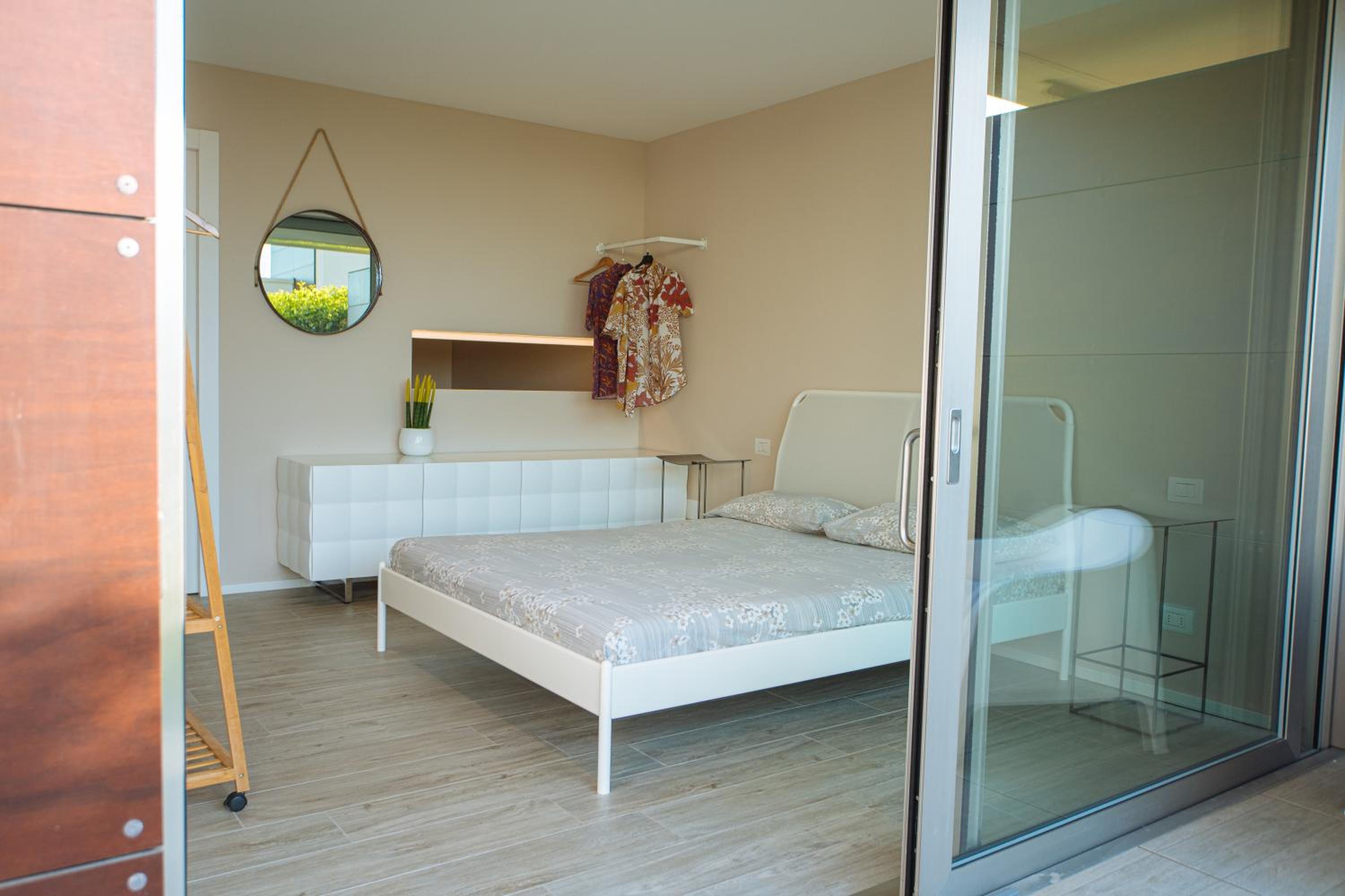 One-Bedroom Apartment with Garden
