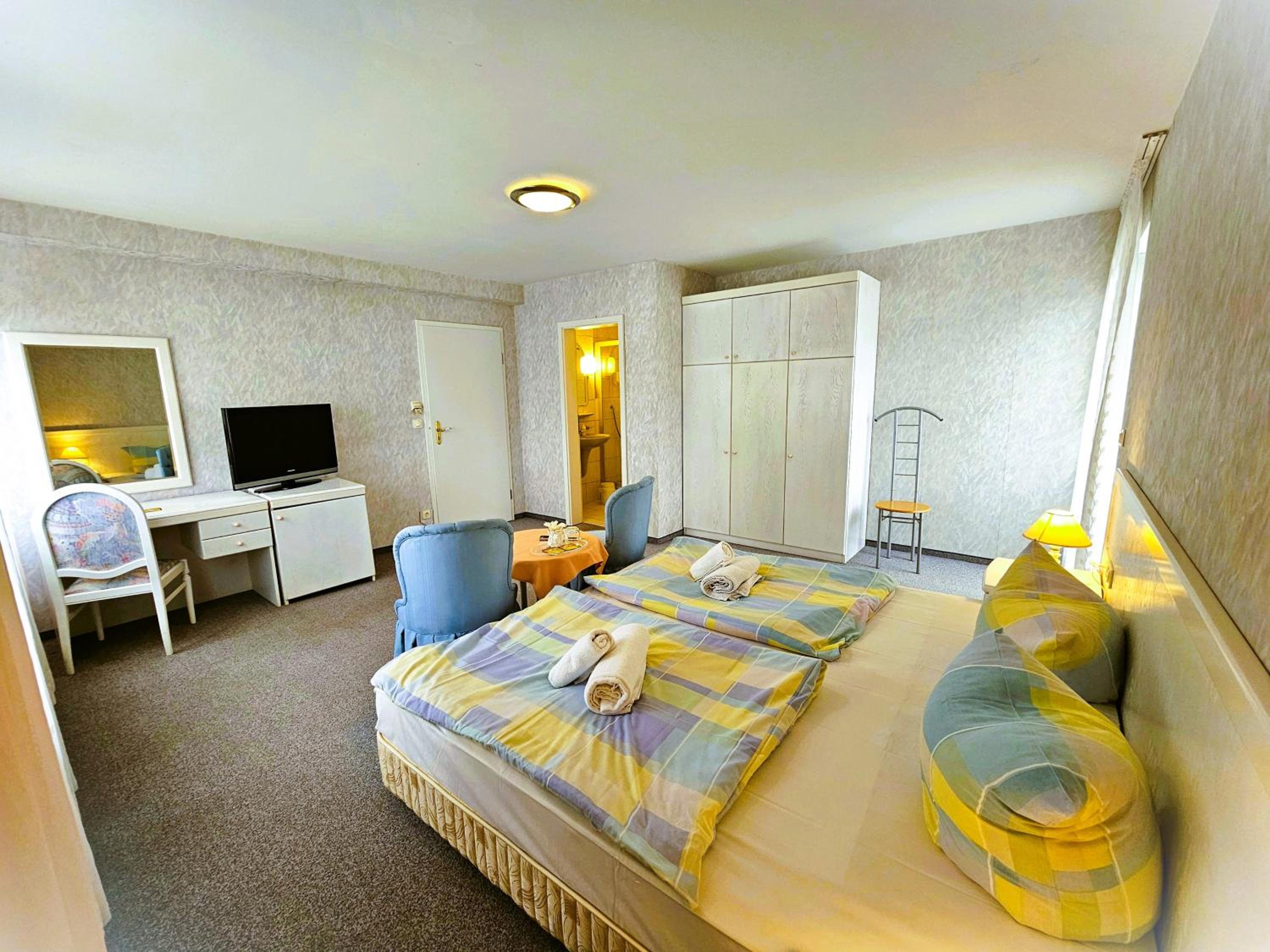 Double Room with Lake View
