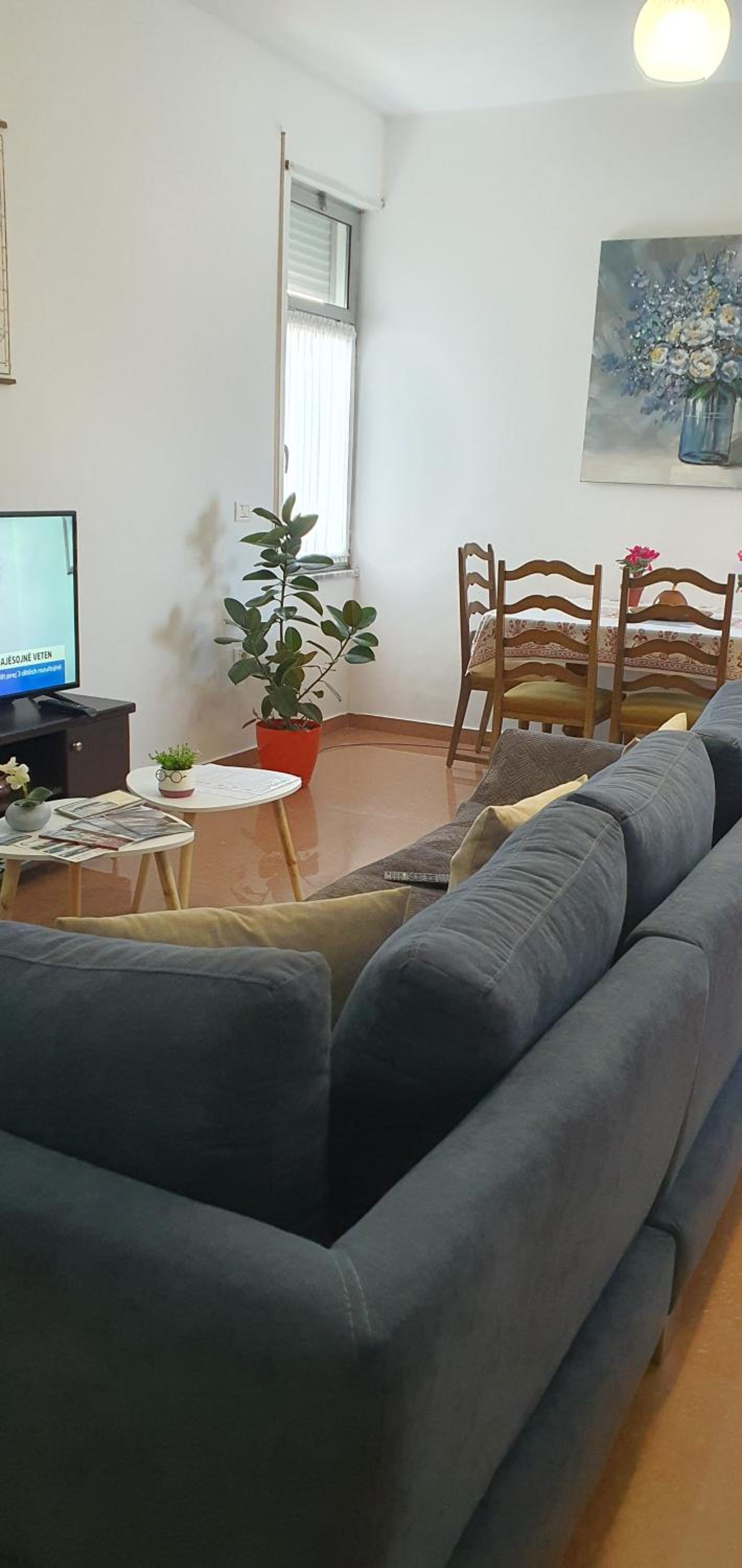 Two-Bedroom Apartment photo 3