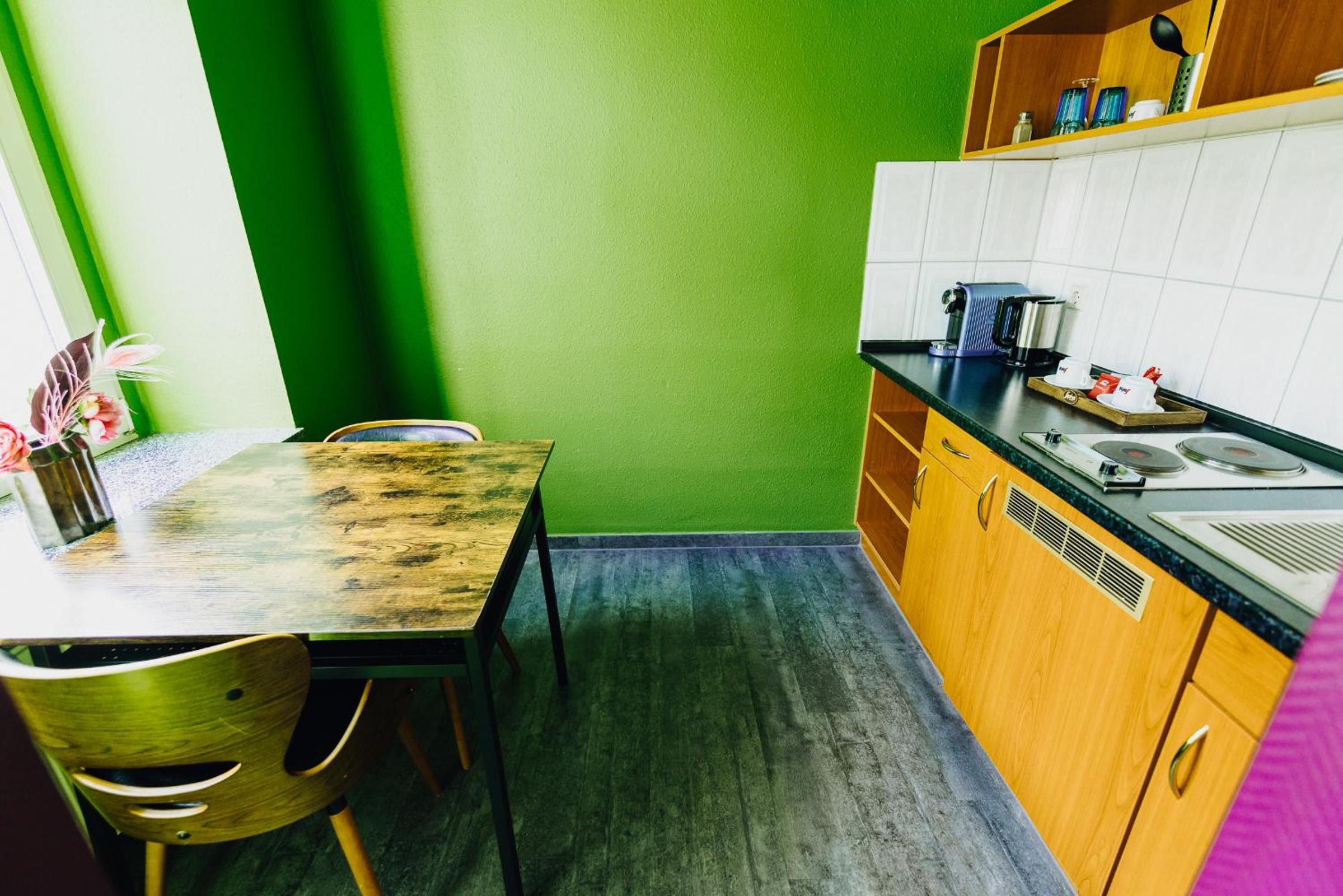 One-Bedroom Apartment photo 2