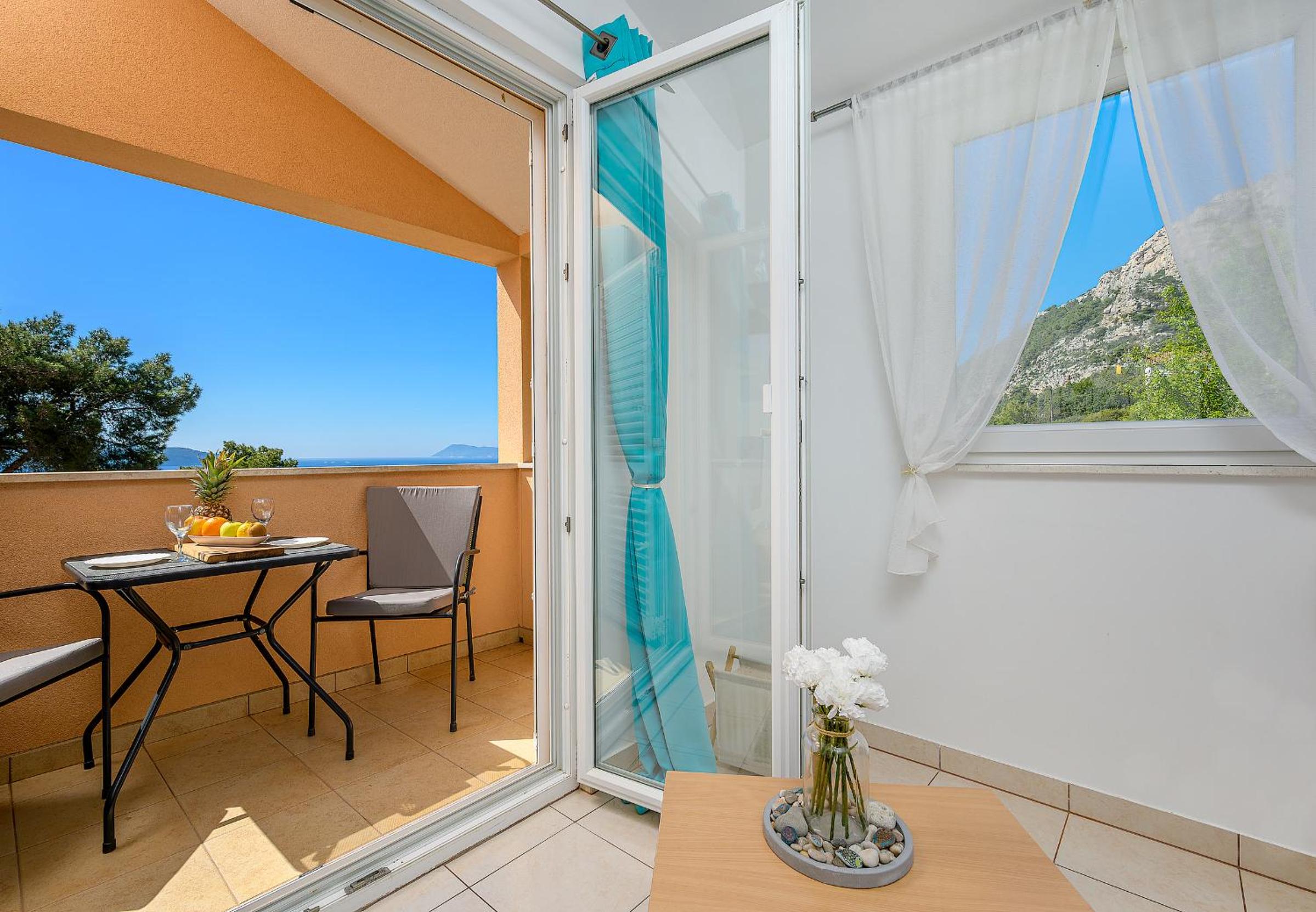Apartment with Sea View photo 3