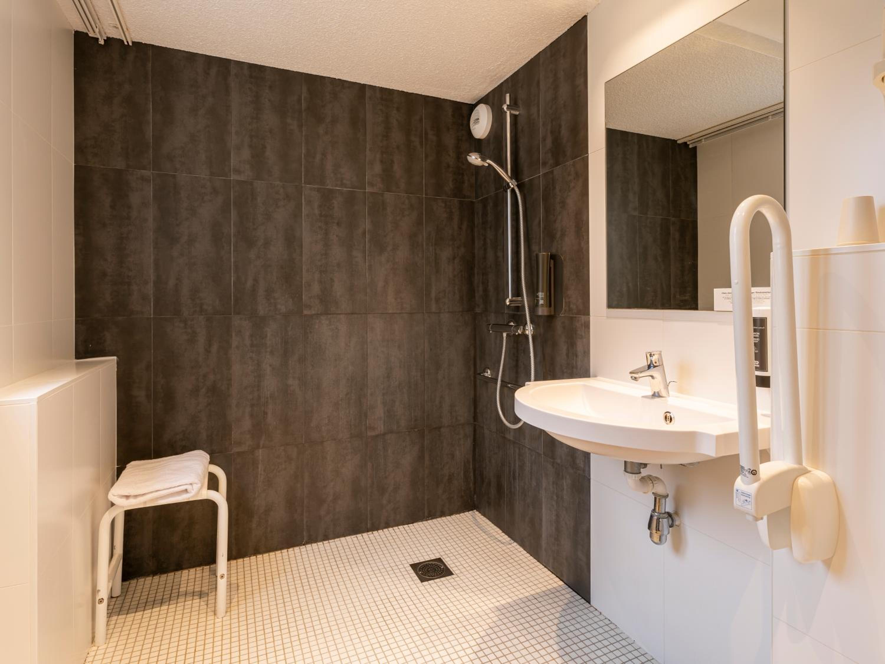 Twin Room - Disability Access