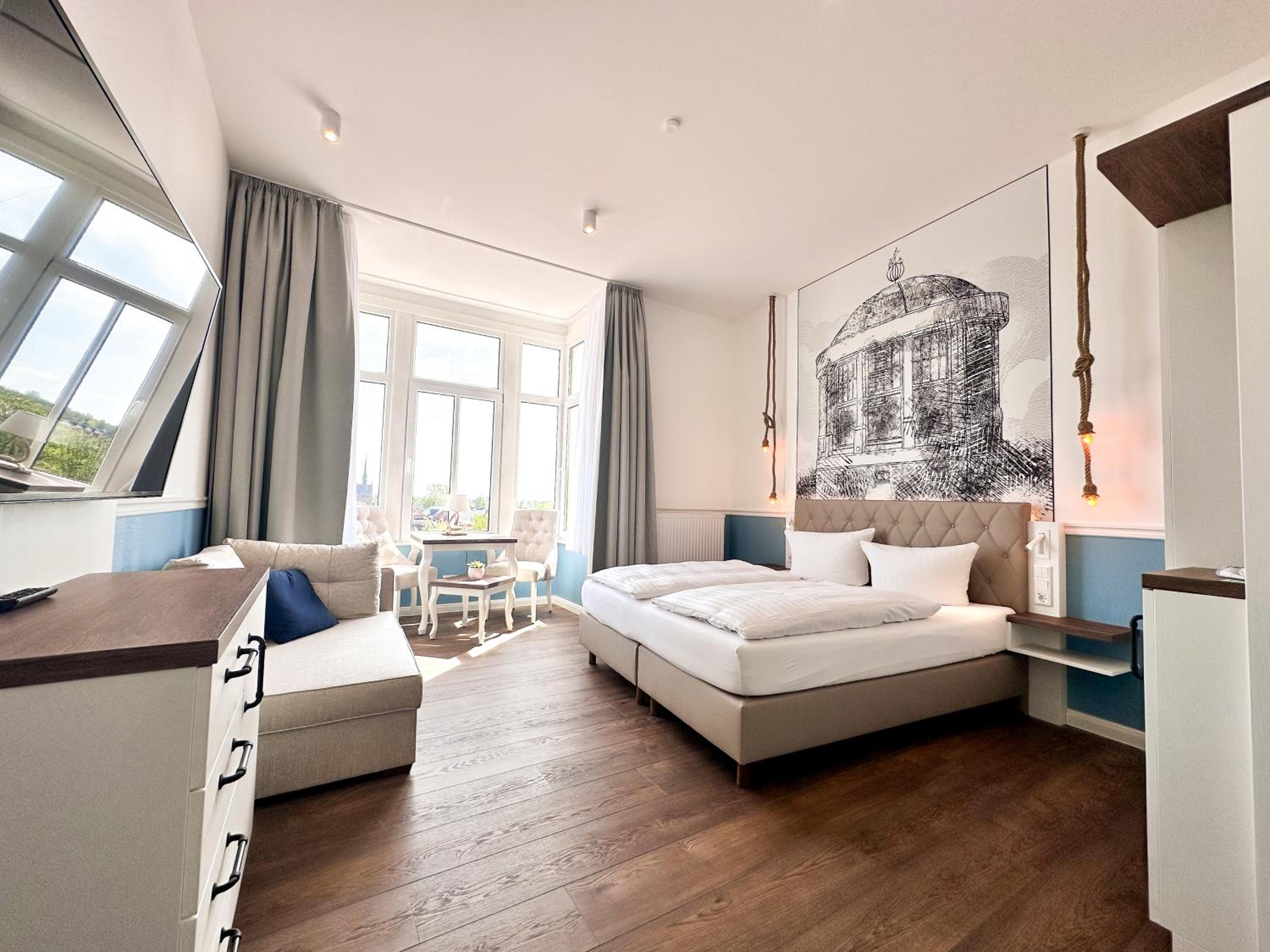 Large Double Room photo 1