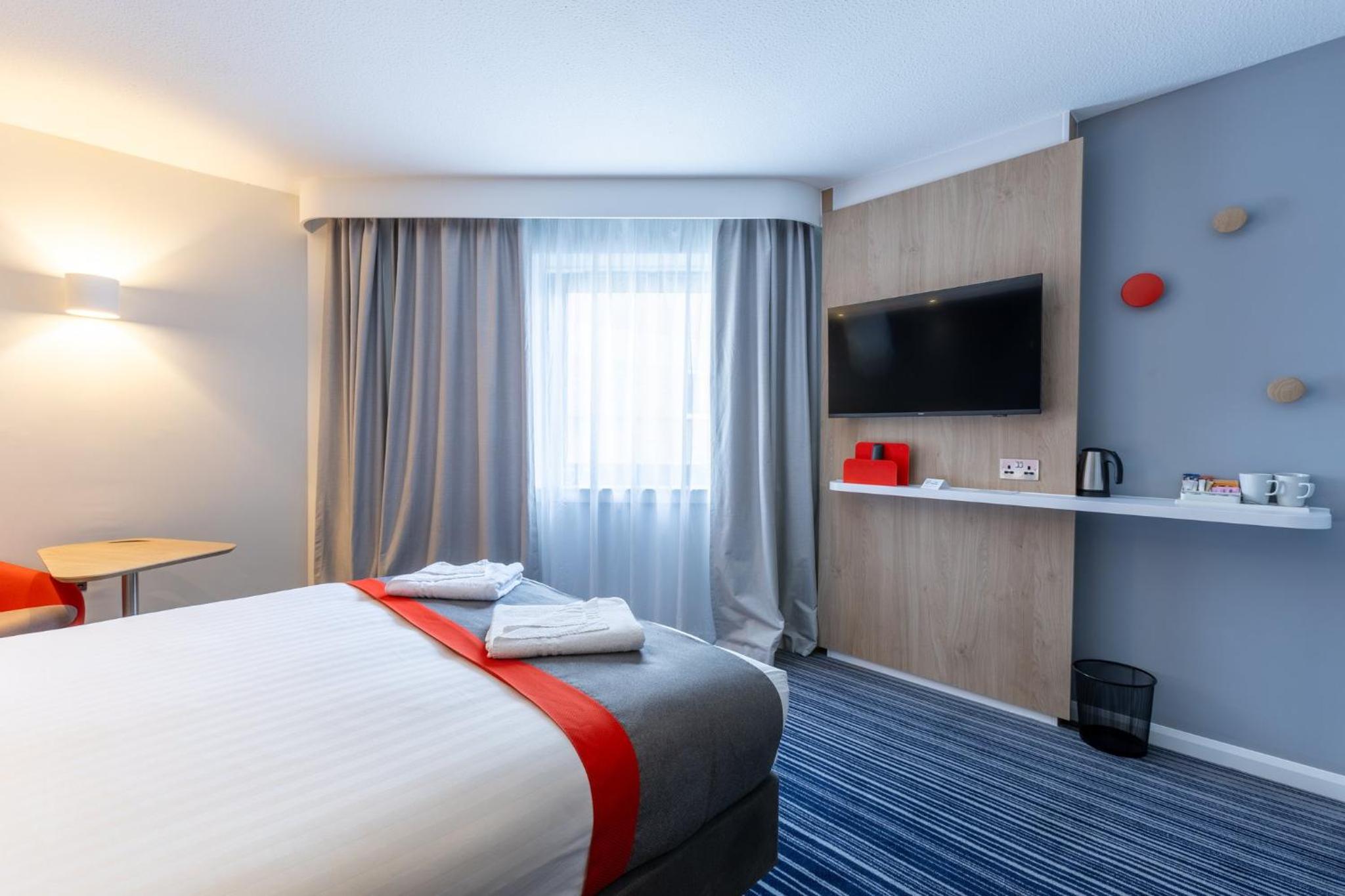 Standard Double Room with Free Hot Breakfast photo 2