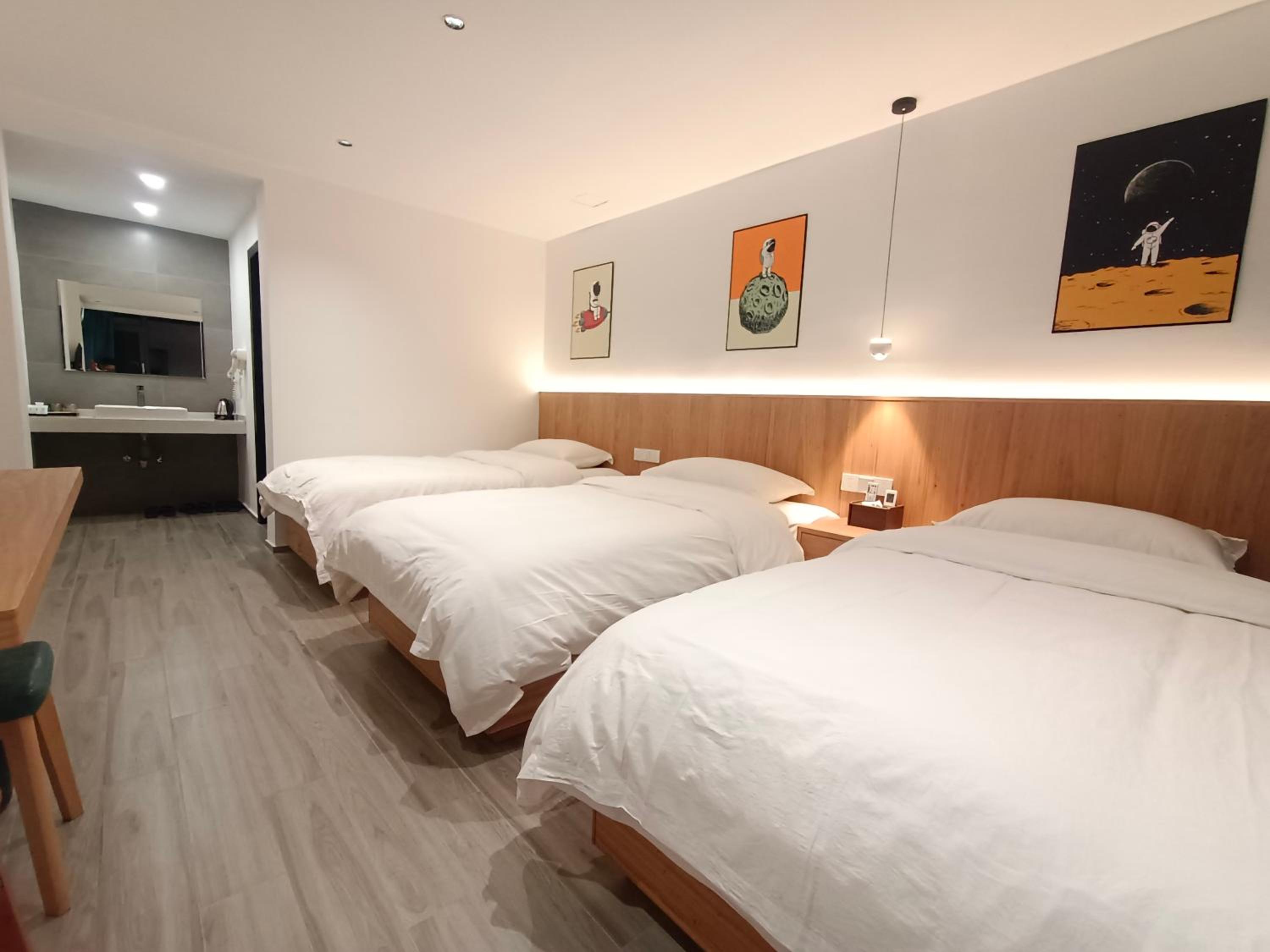 Triple Room photo 2